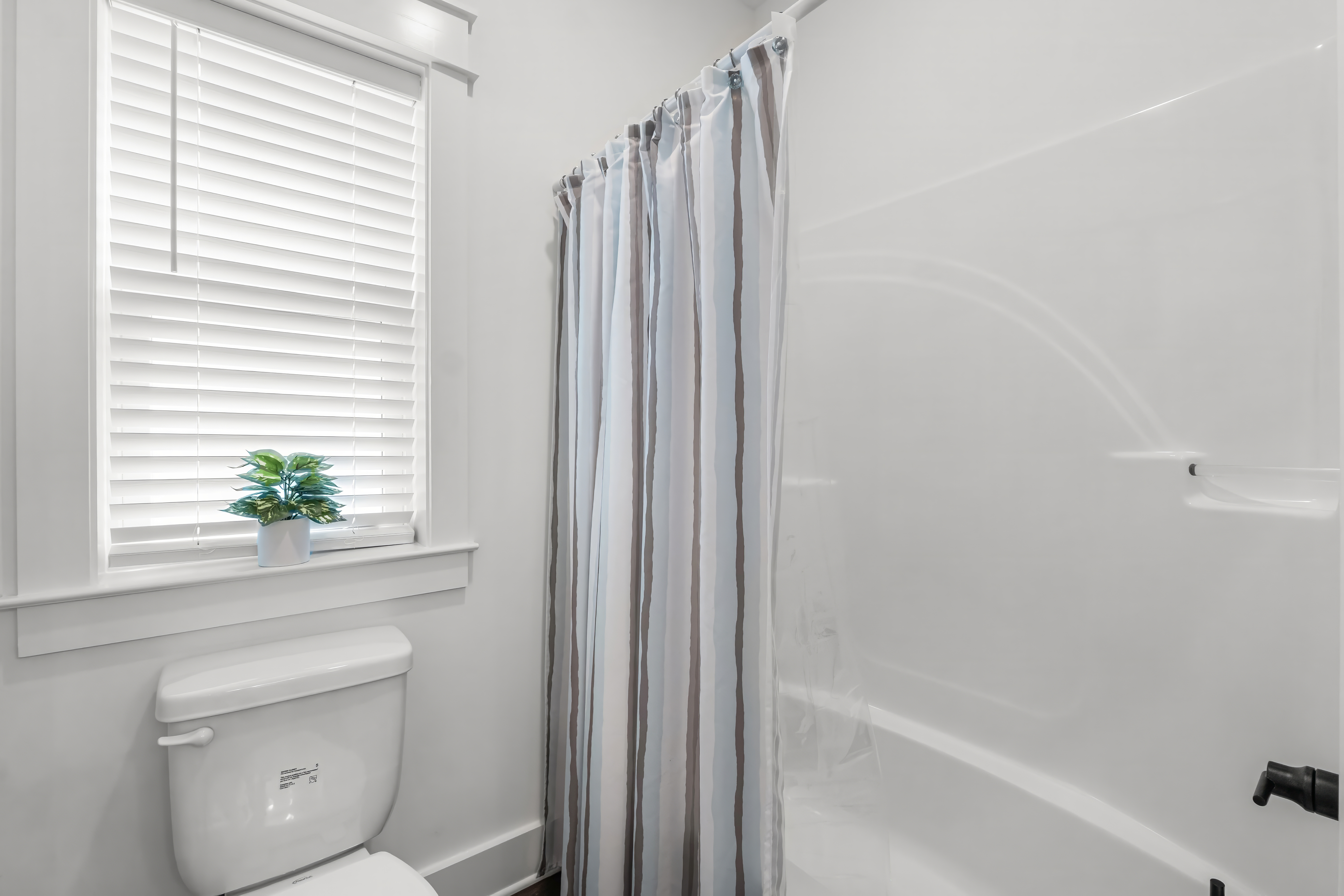  Investment-Friendly Beach House Offered Fully Furnished in Panama City Beach - 物件實景