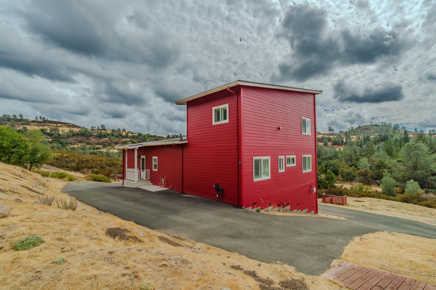 Mountain Ranch, California, 95246, United States, 4 Bedrooms Bedrooms, ,3 BathroomsBathrooms,Residential,For Sale,2027098
