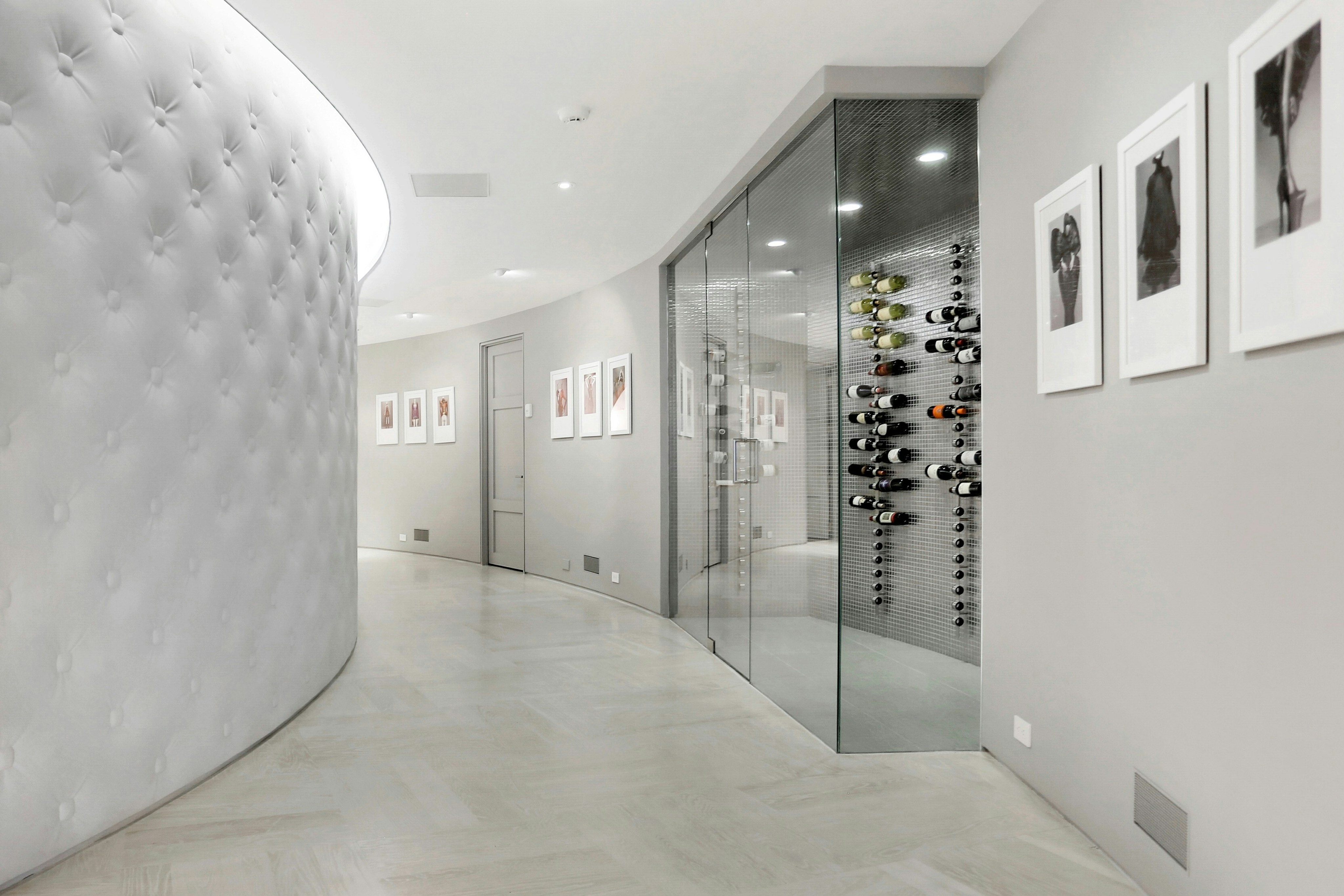  Distinguished By Architectural Clarity, Complete Privacy, And A Deeply Personal - 物件實景