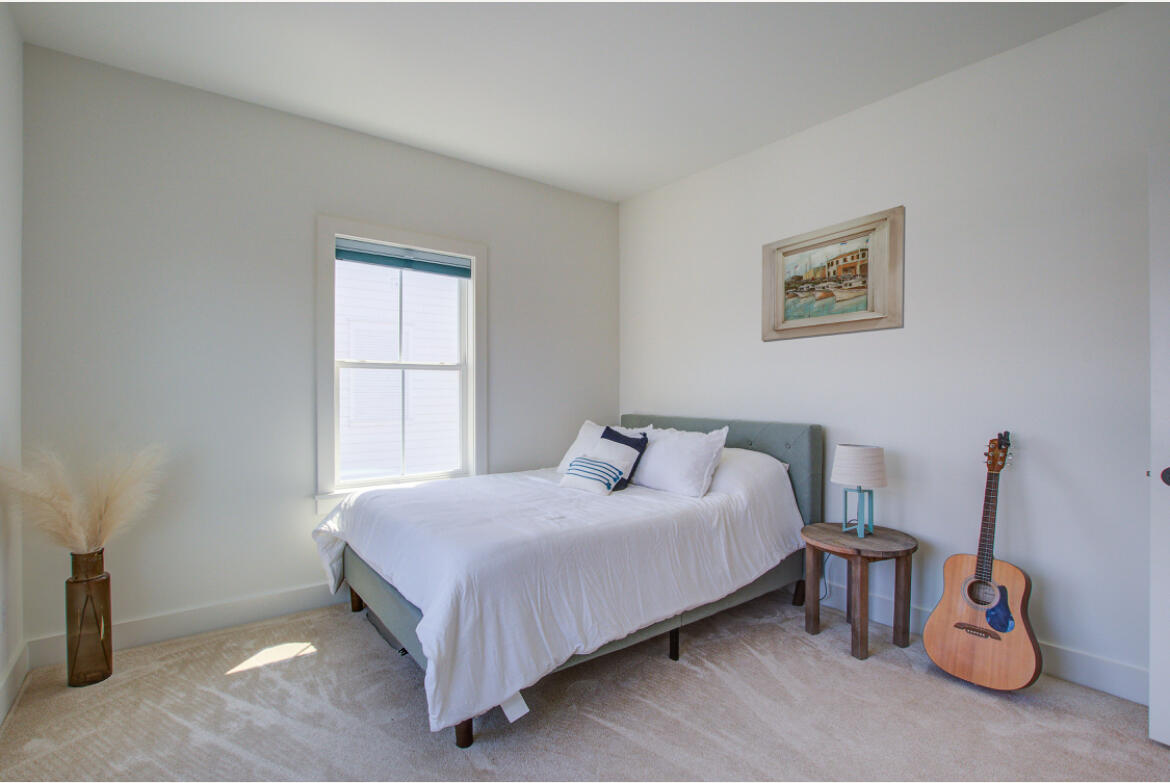 Summerville, South Carolina, 29486, United States, 3 Bedrooms Bedrooms, ,4 BathroomsBathrooms,Residential,For Sale,1770672