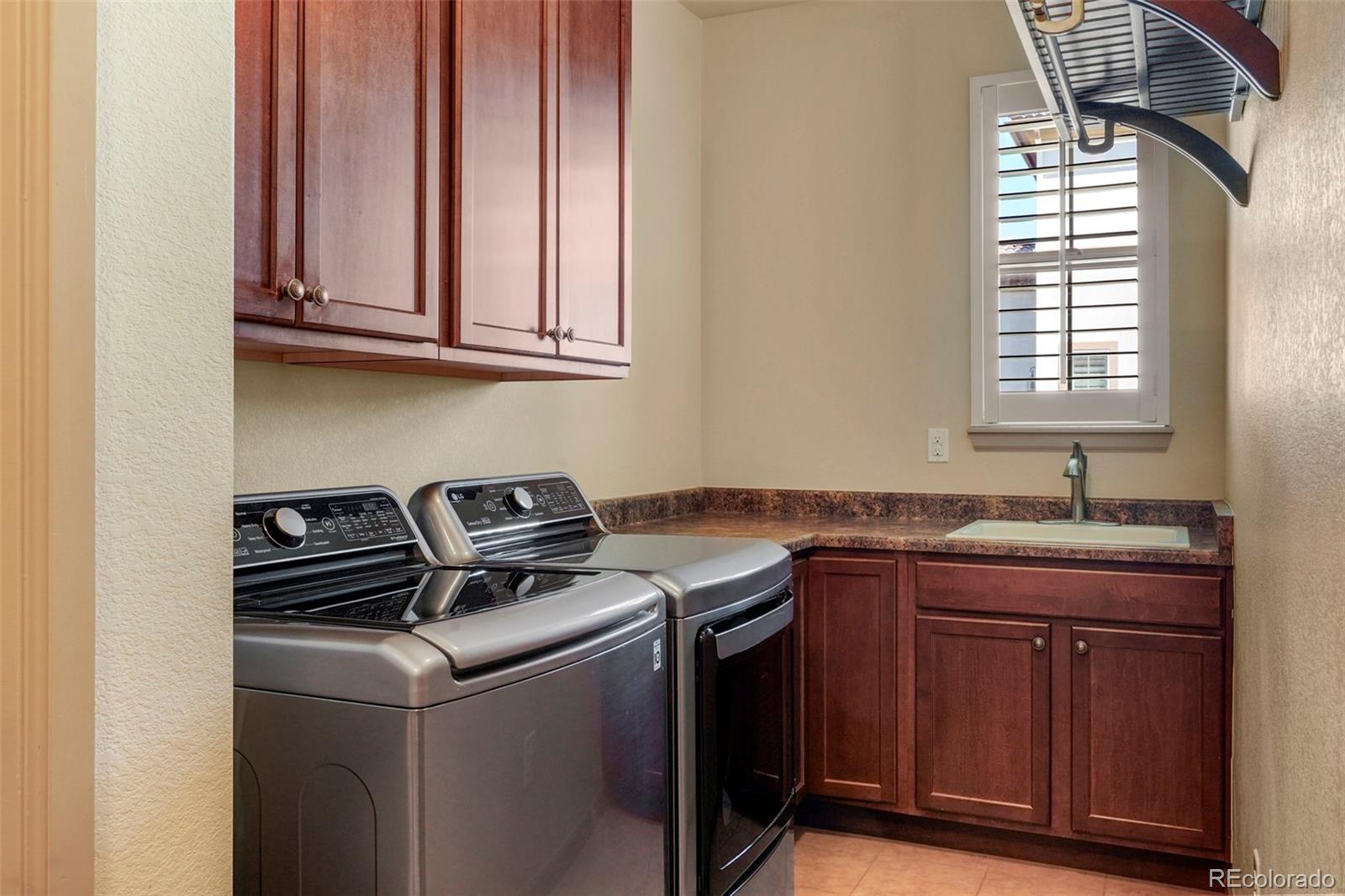 Lakewood, Colorado, 80228, United States, 4 Bedrooms Bedrooms, ,3 BathroomsBathrooms,Residential,For Sale,1791587