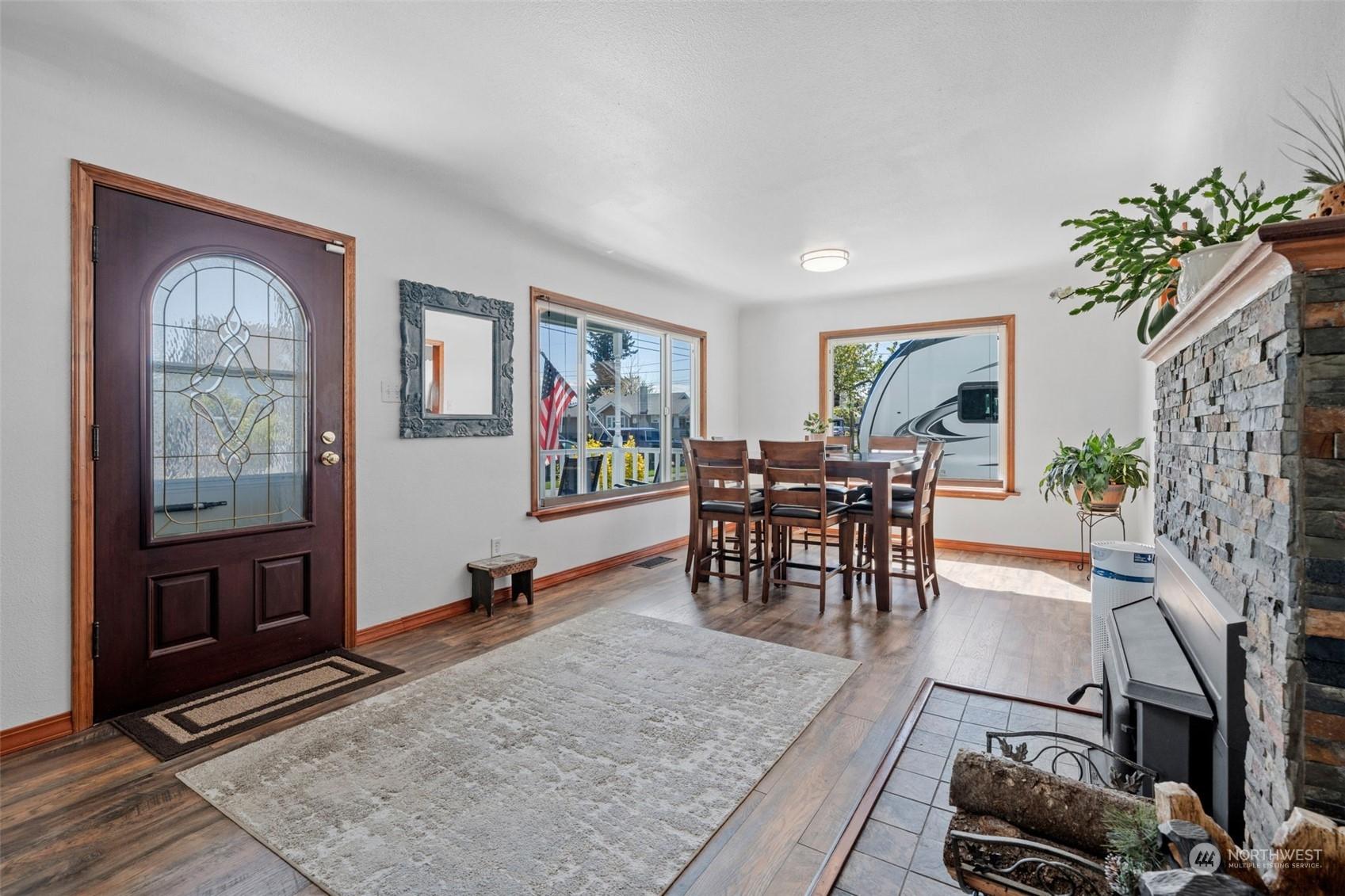 504 9TH STREET NW, PUYALLUP, Washington, 98371, United States, 3 Bedrooms Bedrooms, ,2 BathroomsBathrooms,Residential,For Sale,504 9TH STREET NW,1509929