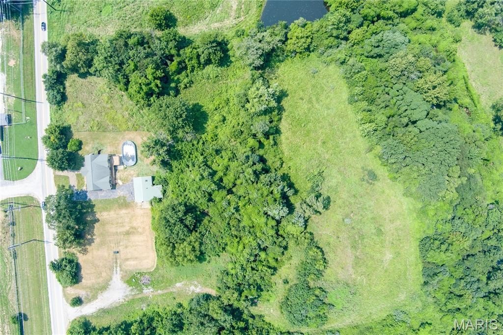 Edwardsville, Illinois, 62025, United States, 5 Bedrooms Bedrooms, ,4 BathroomsBathrooms,Residential,For Sale,1975622