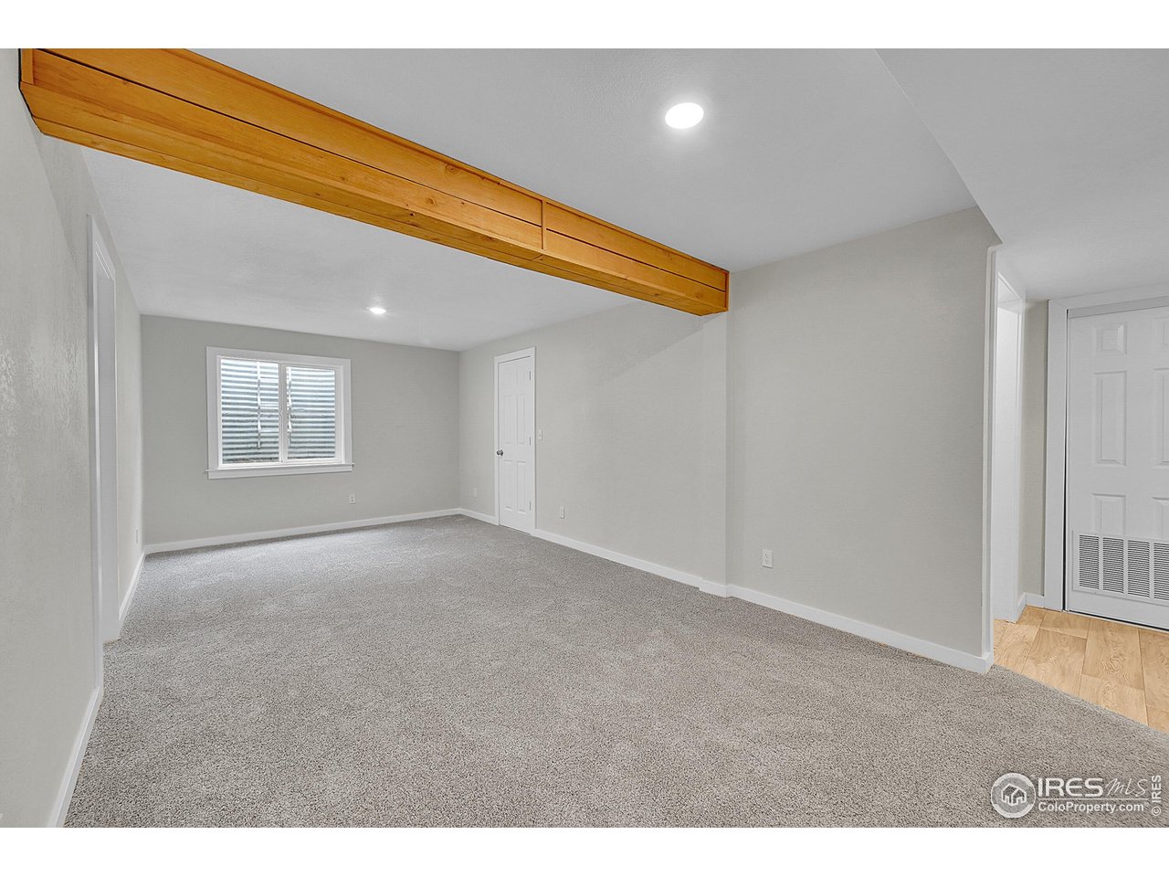 Longmont, Colorado, 80501, United States, 4 Bedrooms Bedrooms, ,1 BathroomBathrooms,Residential,For Sale,1989639