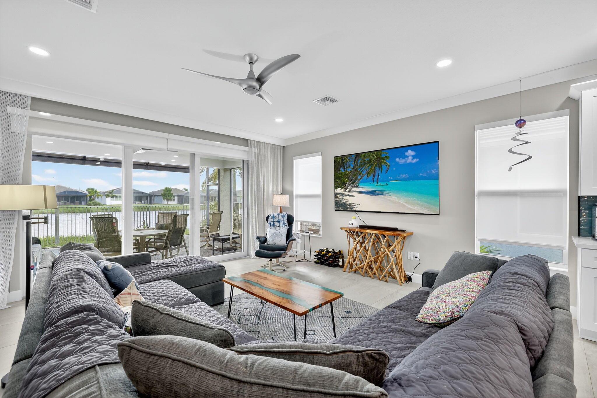 Port St Lucie, Florida, 34987, United States, 2 Bedrooms Bedrooms, ,2 BathroomsBathrooms,Residential,For Sale,1979461