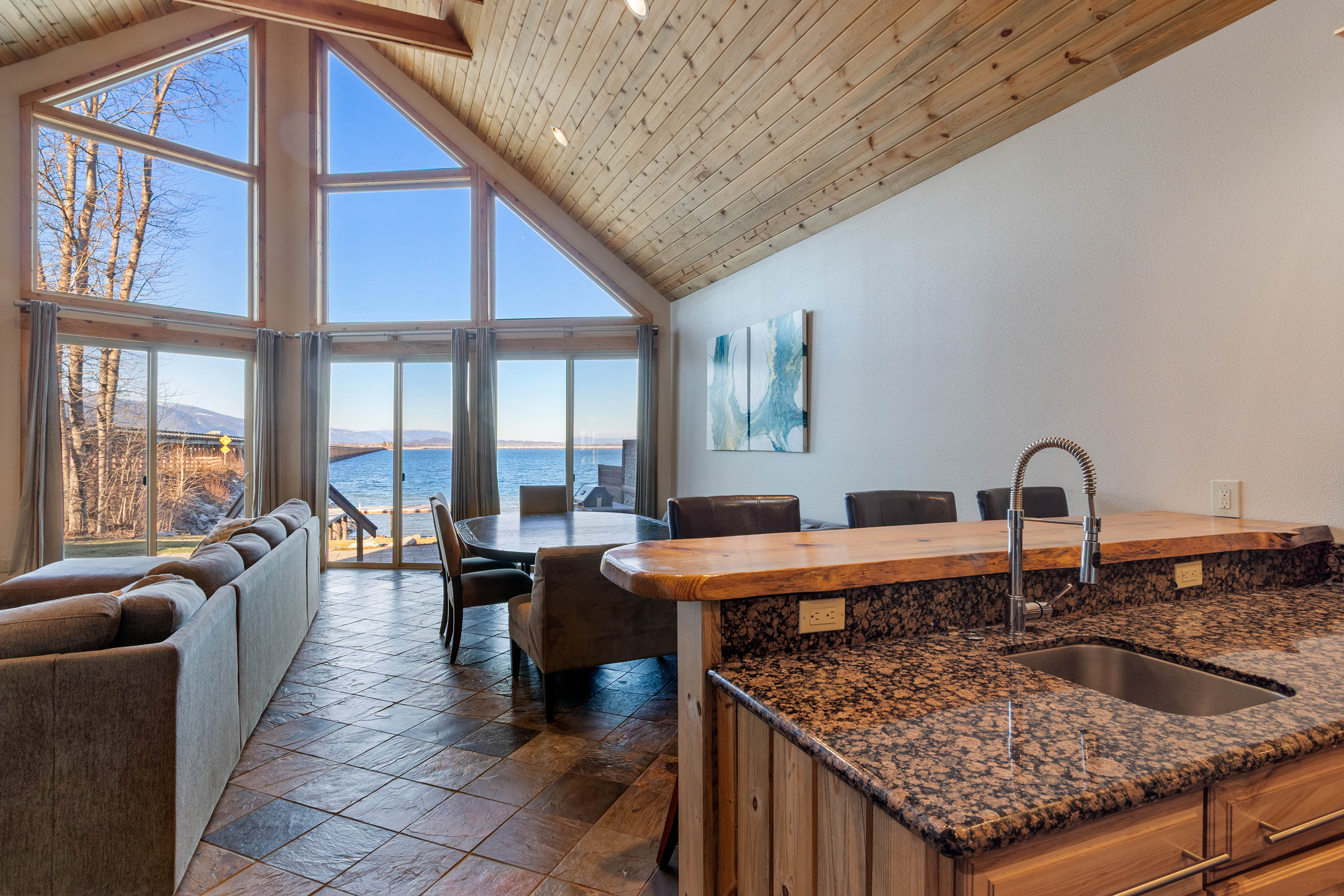 Sagle, Idaho, 83860, United States, 4 Bedrooms Bedrooms, ,2 BathroomsBathrooms,Residential,For Sale,2013773