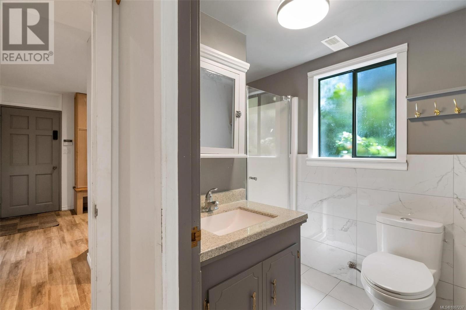 SAANICH, British Columbia, V8Y 1A9, CA, 4 Bedrooms Bedrooms, ,3 BathroomsBathrooms,Residential,For Sale,1901029