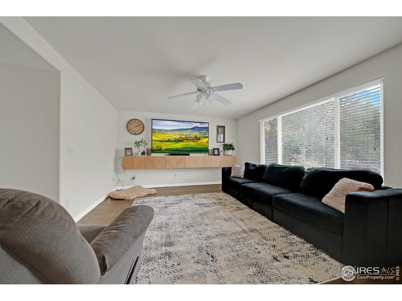 Brighton, Colorado, 80601, United States, 5 Bedrooms Bedrooms, ,2 BathroomsBathrooms,Residential,For Sale,1981622