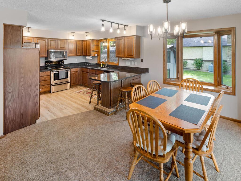 Maple Grove, Minnesota, 55369, United States, 5 Bedrooms Bedrooms, ,1 BathroomBathrooms,Residential,For Sale,1941602
