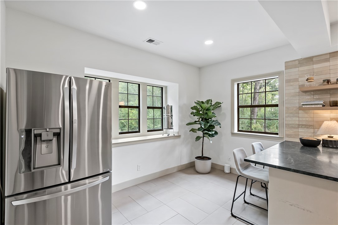 College Station, Texas, 77845, United States, 4 Bedrooms Bedrooms, ,5 BathroomsBathrooms,Residential,For Sale,1932091