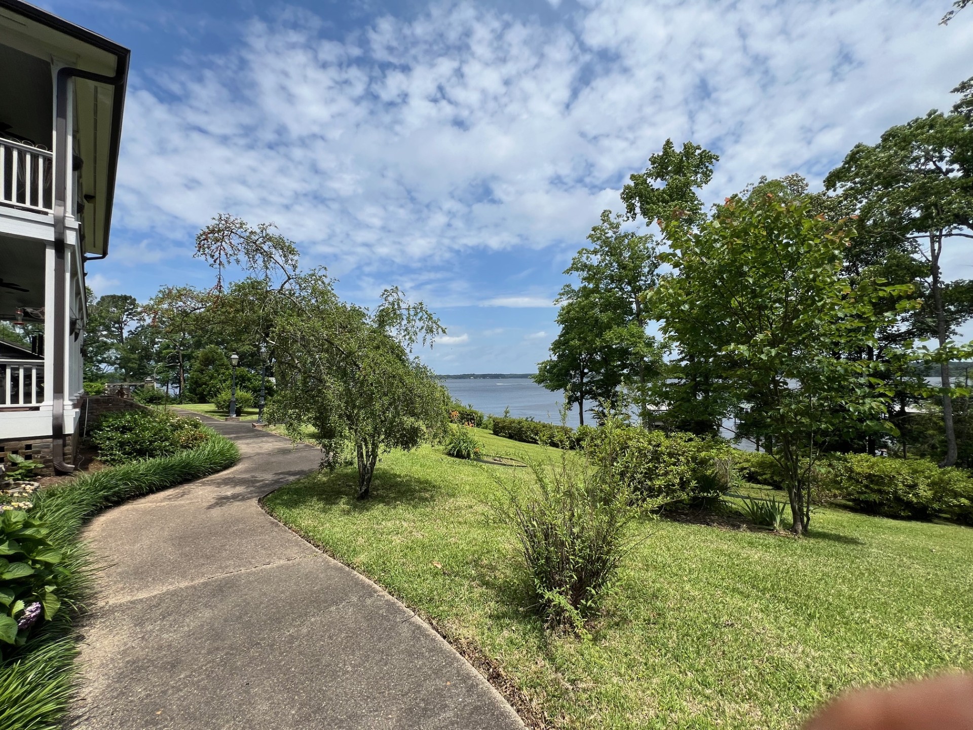 Many, Louisiana, 71449, United States, 4 Bedrooms Bedrooms, ,4 BathroomsBathrooms,Residential,For Sale,1836155