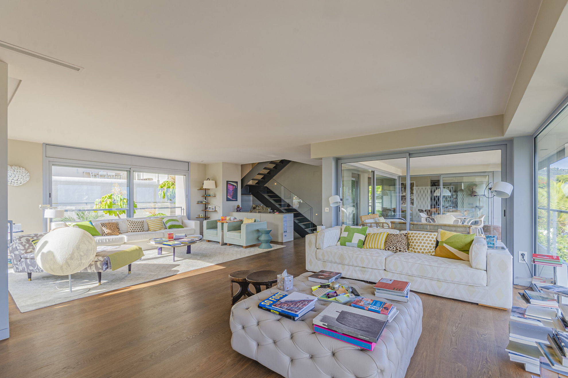  Property with breathtaking views surrounded by tropical garden - 物件實景