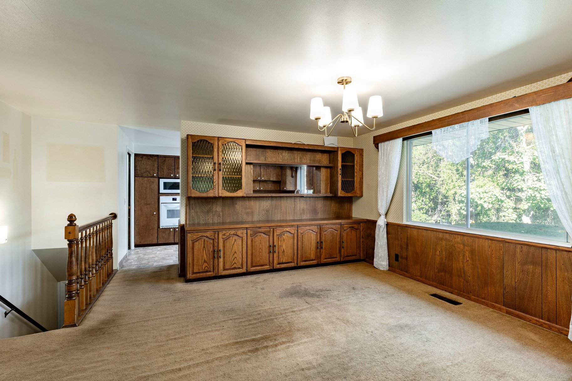  Solid Millcreek Home with Huge Workshop - 物件實景