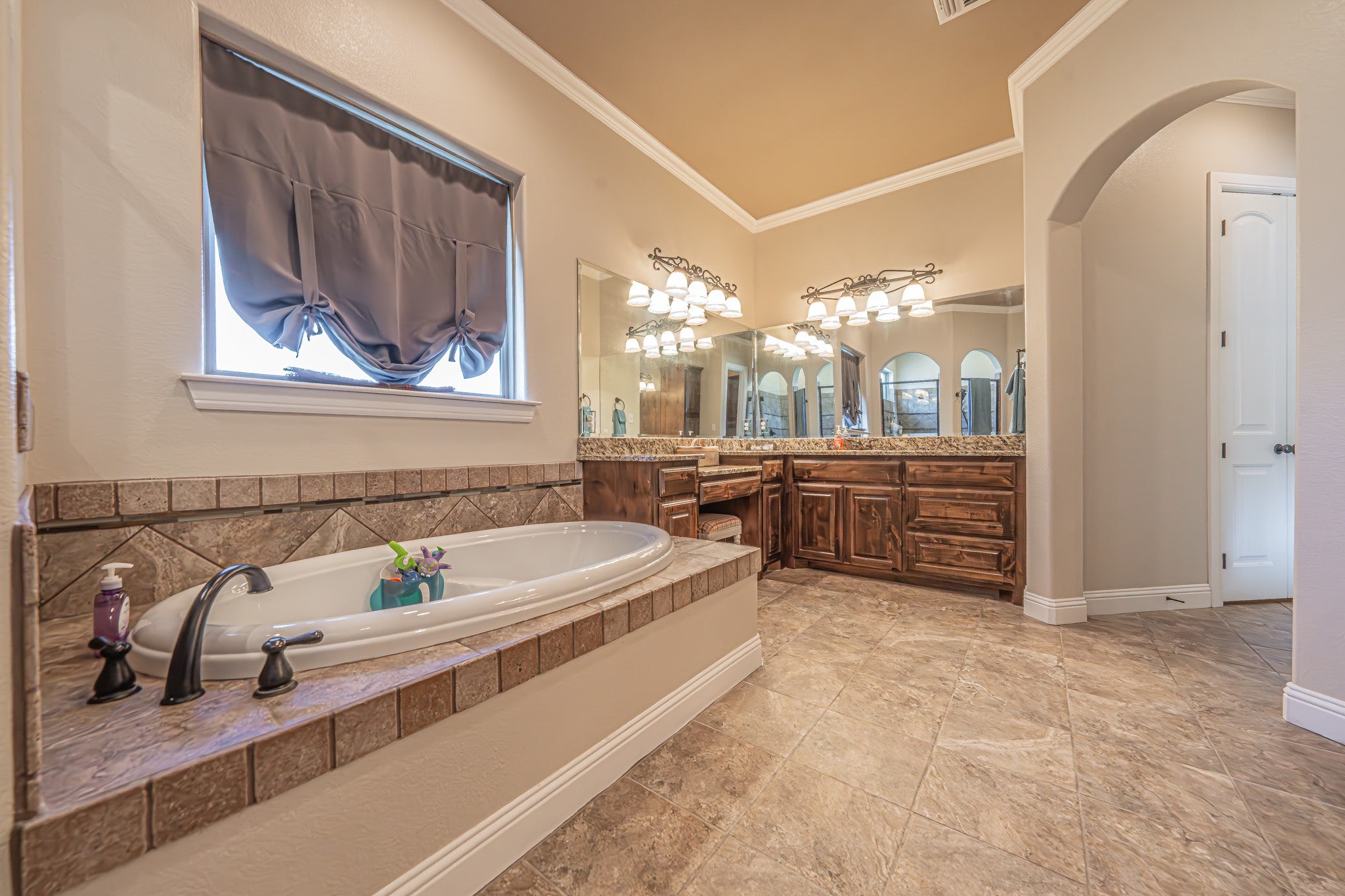 Aledo, Texas, 76008, United States, 4 Bedrooms Bedrooms, ,4 BathroomsBathrooms,Residential,For Sale,1982778