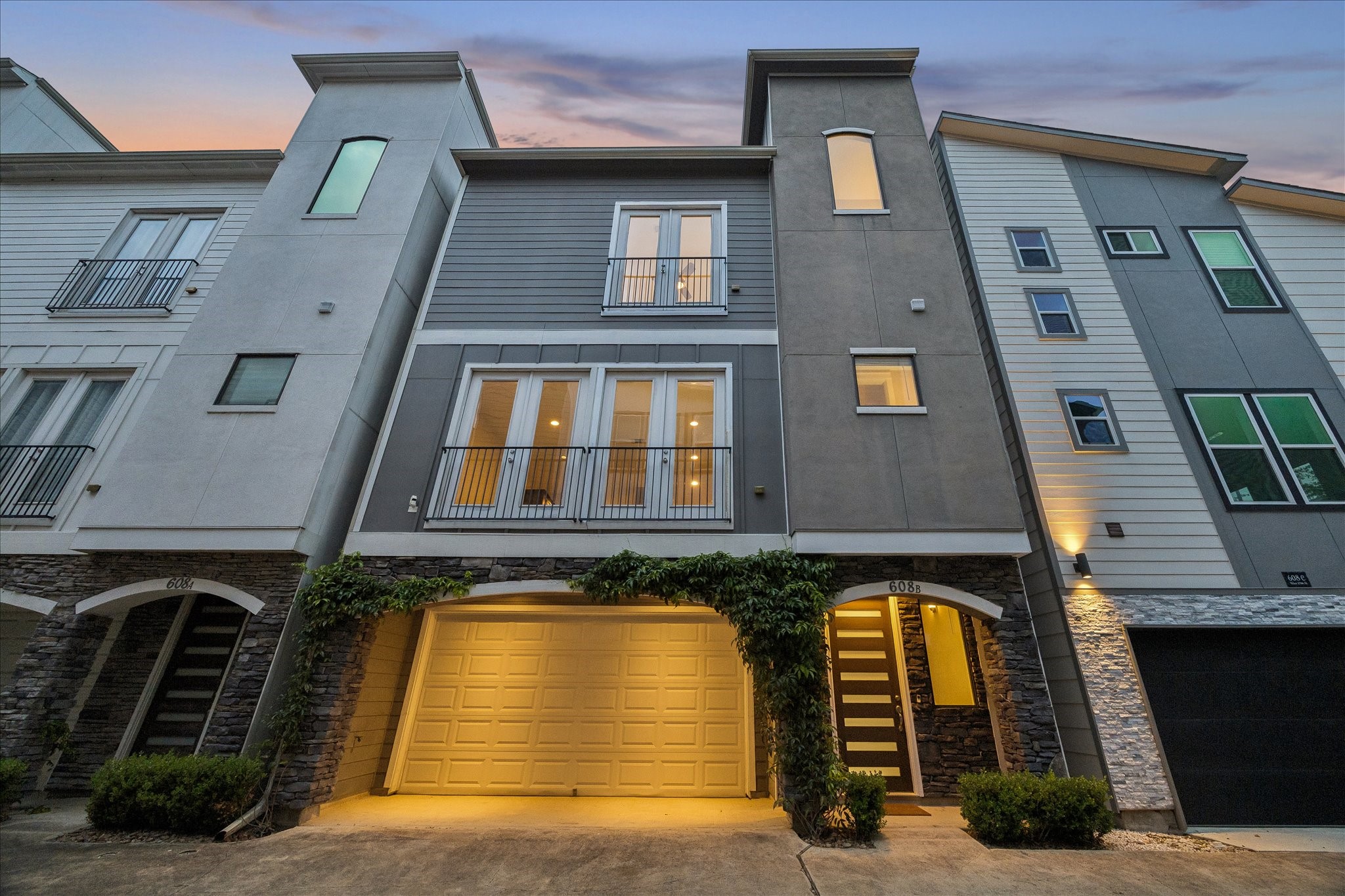  608 W 28th Street B - 物件實景