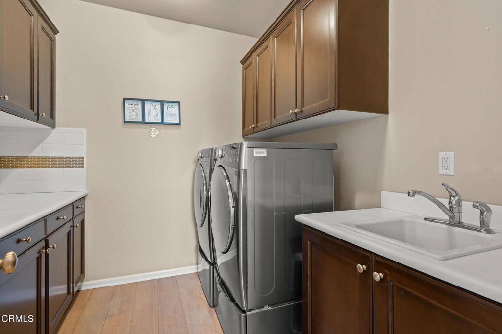 Azusa, California, 91702, United States, 4 Bedrooms Bedrooms, ,4 BathroomsBathrooms,Residential,For Sale,1987831