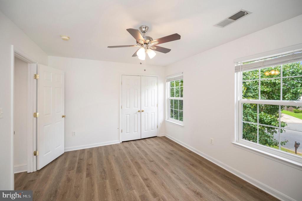 Bealeton, Virginia, 22712, United States, 6 Bedrooms Bedrooms, ,4 BathroomsBathrooms,Residential,For Sale,1916093