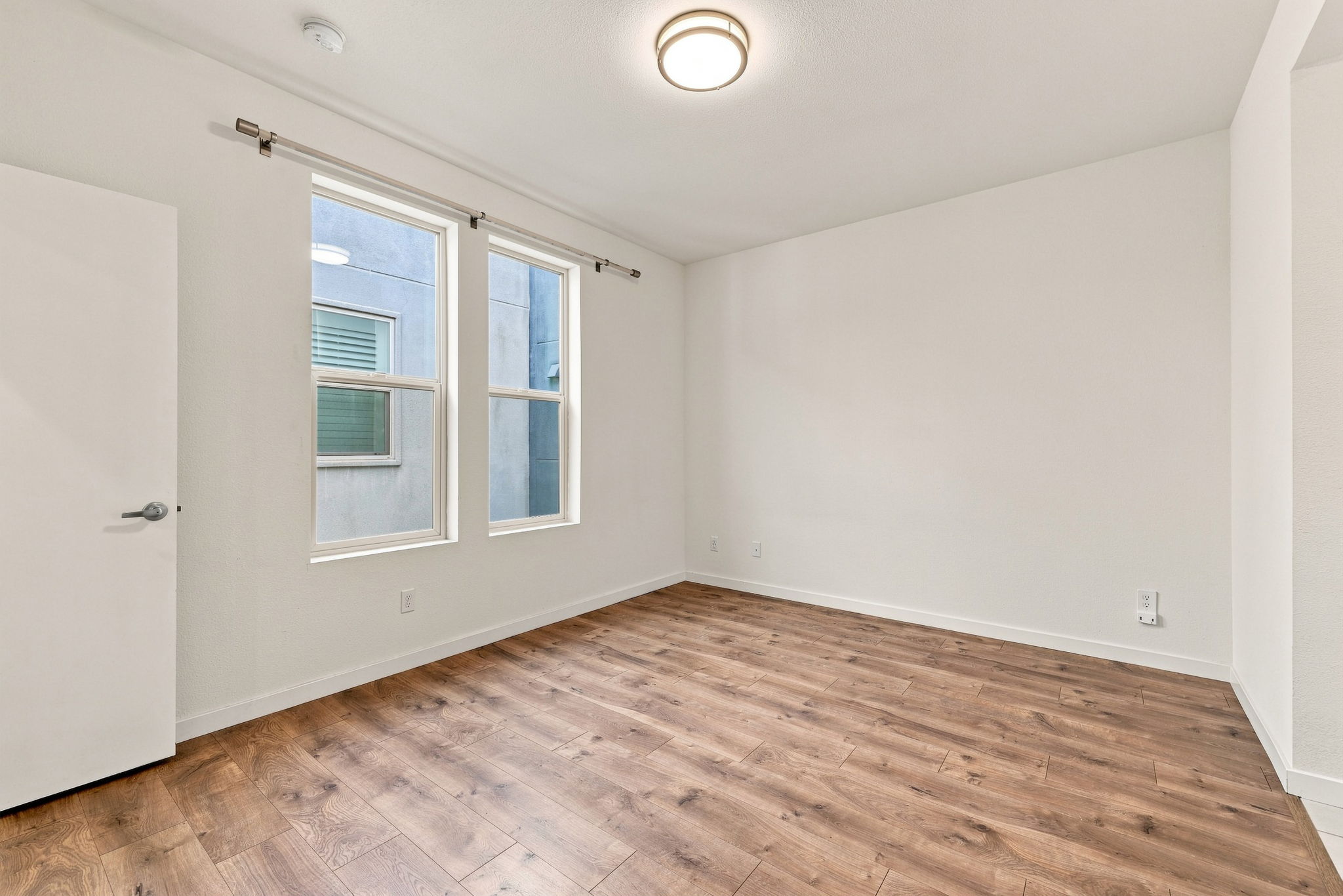  453 Crate Avenue, Sacramento, CA 95818 - 物件實景