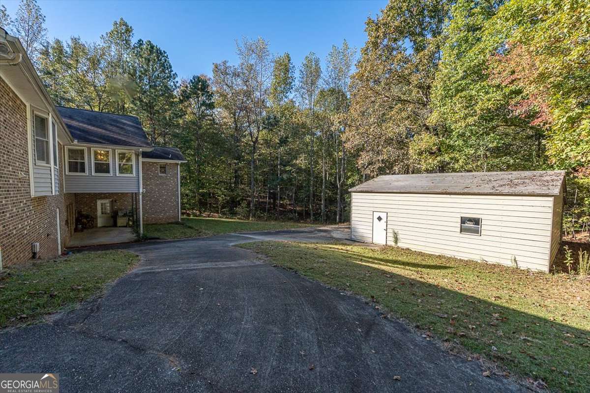 Arnoldsville, Georgia, 30619, United States, 4 Bedrooms Bedrooms, ,4 BathroomsBathrooms,Residential,For Sale,1987568