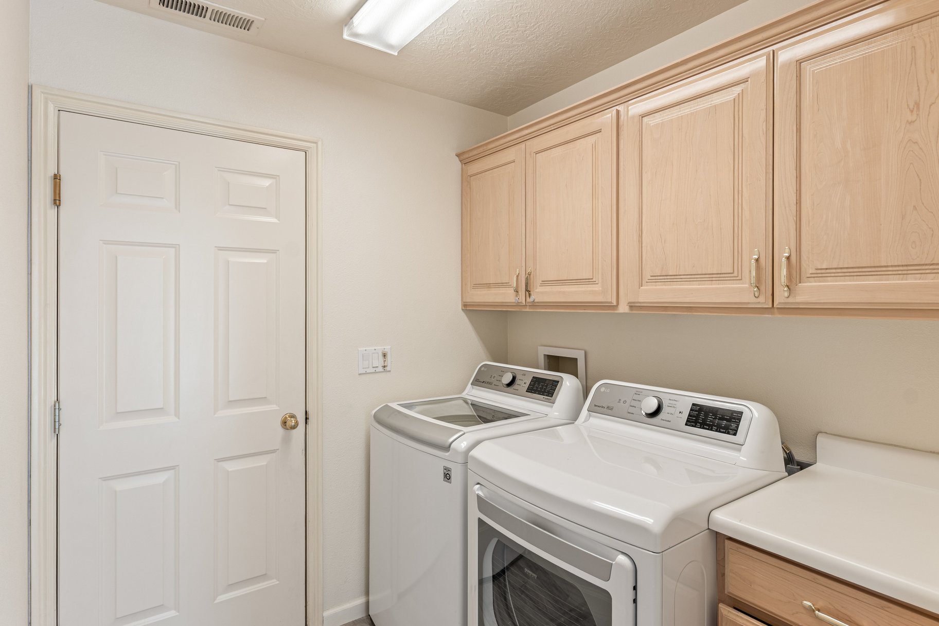 Low-Maintenance Living in a Prime Green Springs Location - 物件實景