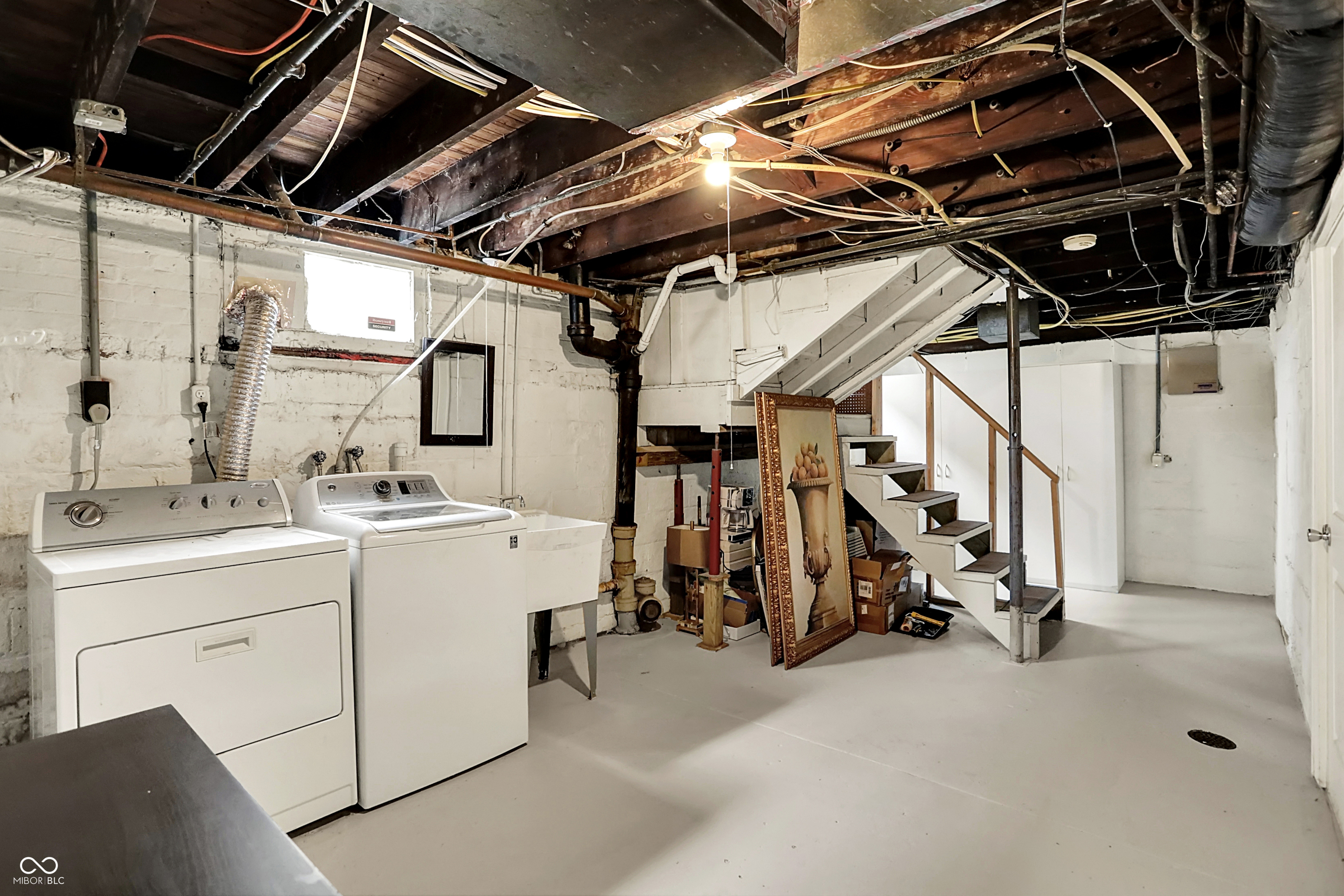 Indianapolis, Indiana, 46205, United States, 3 Bedrooms Bedrooms, ,2 BathroomsBathrooms,Residential,For Sale,2005360