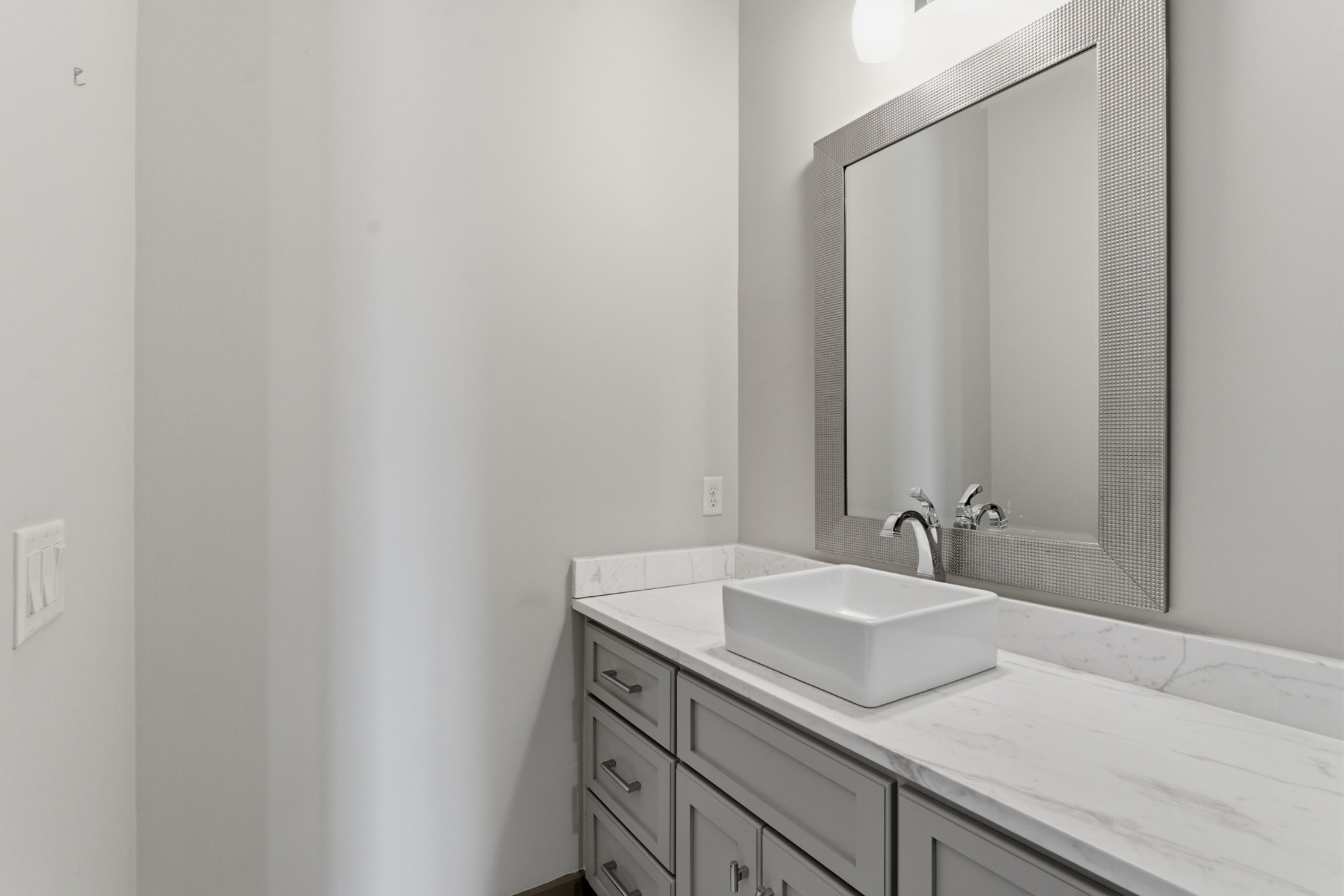  114A Lasalle Ct, Nashville, TN, 37205 - 物件實景