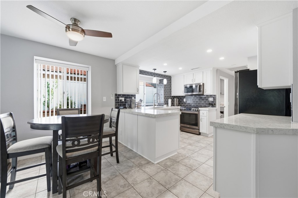 Moreno Valley, California, 92557, United States, 4 Bedrooms Bedrooms, ,3 BathroomsBathrooms,Residential,For Sale,1982856