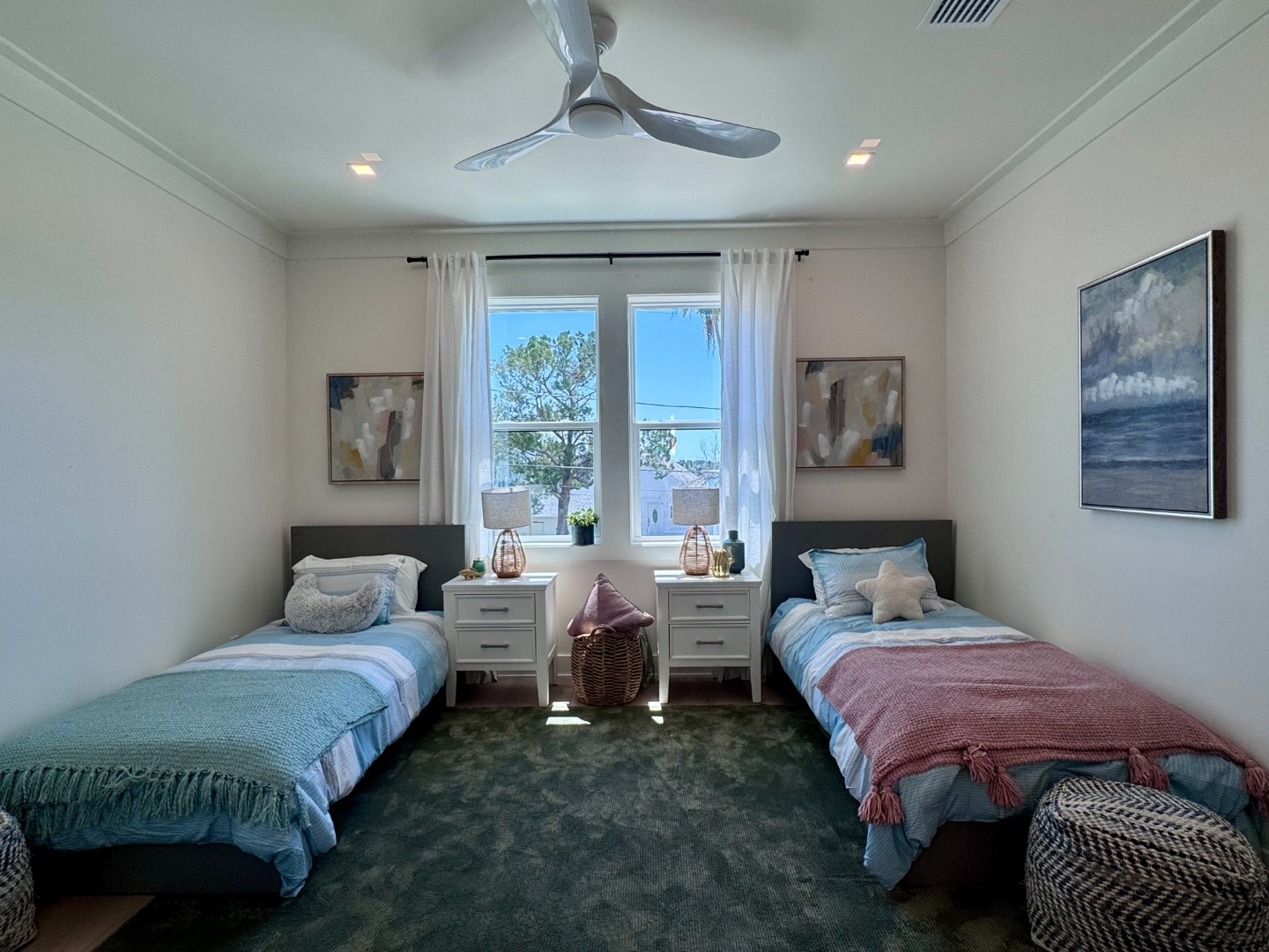 St Pete Beach, Florida, 33706, United States, 4 Bedrooms Bedrooms, ,4 BathroomsBathrooms,Residential,For Sale,1980009