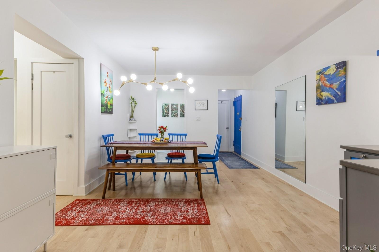 Forest Hills, New York, 11375, United States, 2 Bedrooms Bedrooms, ,2 BathroomsBathrooms,Residential,For Sale,1967778