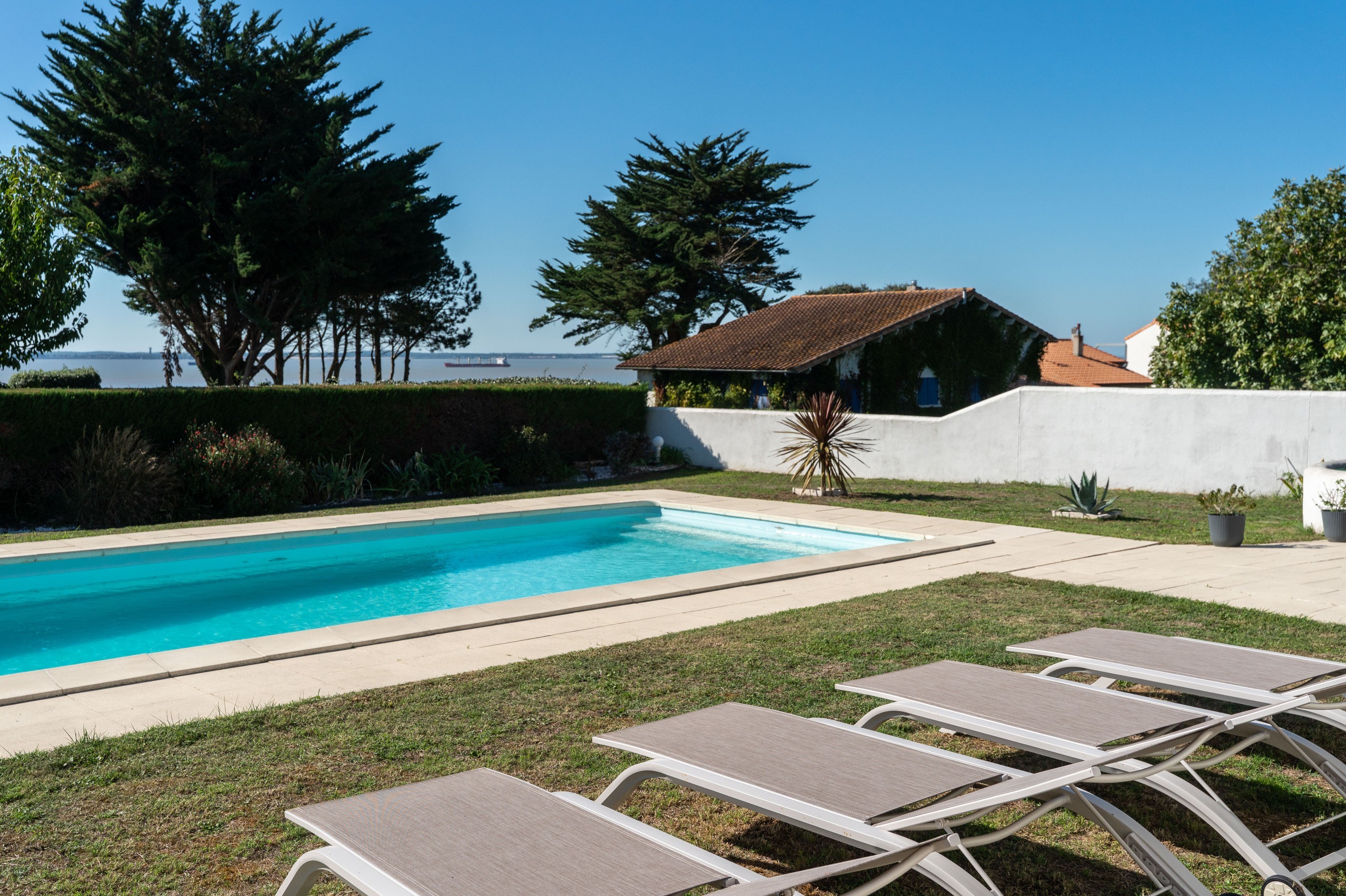  ESTUARY VIEWS AND SWIMMING POOL – CHARMING VILLA JUST 450 METRES FROM PLAGE DES… - 物件實景