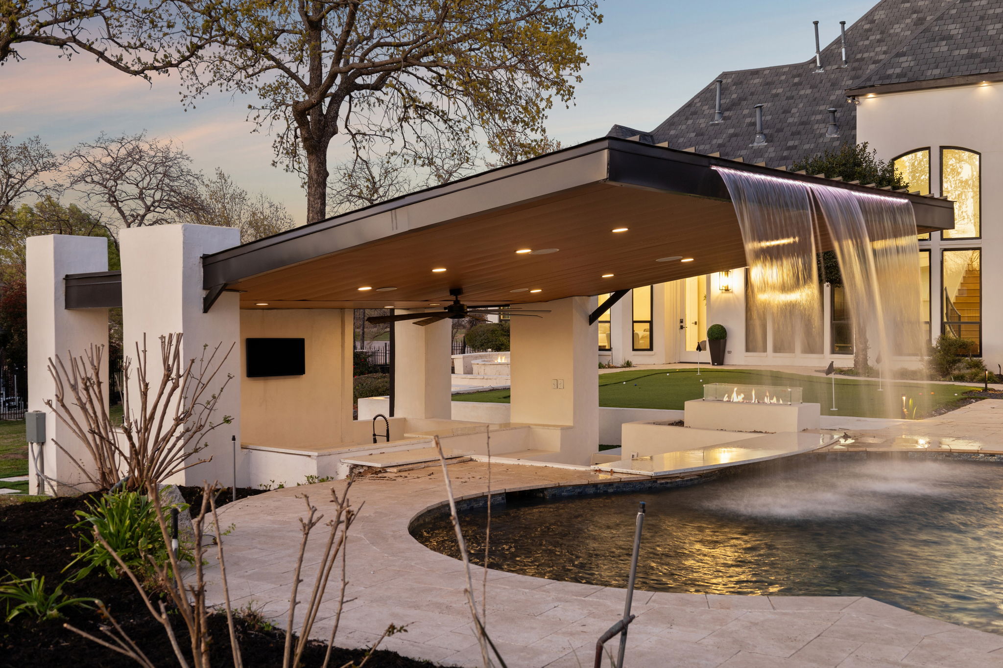  6001 Pine Valley Drive - 物件實景