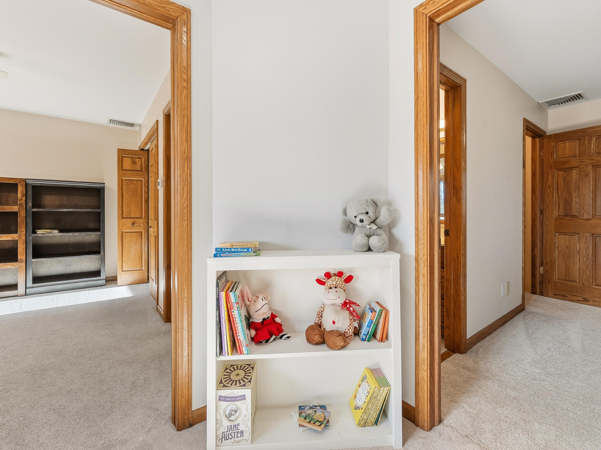 Alpena, Michigan, 49707, United States, 4 Bedrooms Bedrooms, ,4 BathroomsBathrooms,Residential,For Sale,2005523