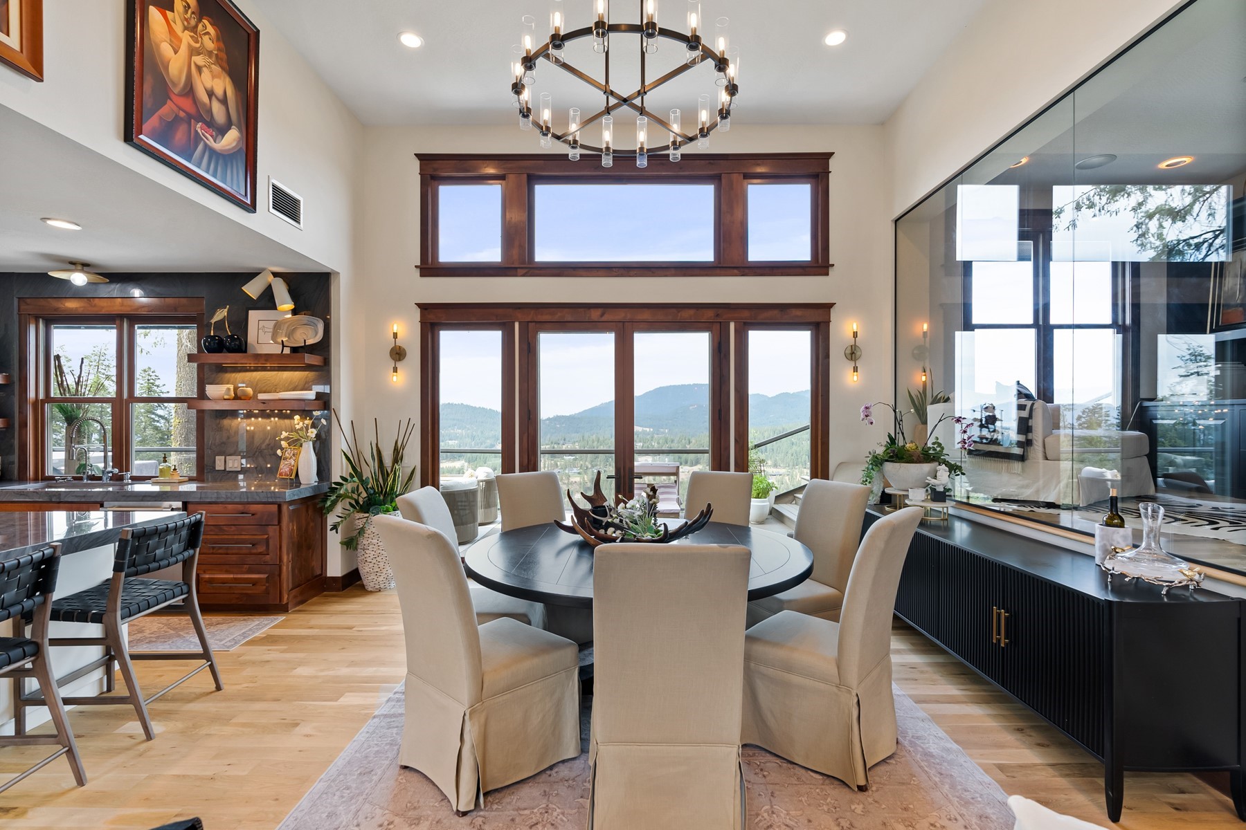  Stunning Contemporary Home with Lake Views - 物件實景