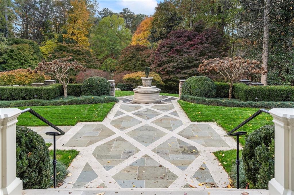 Atlanta, Georgia, 30327, United States, 6 Bedrooms Bedrooms, ,9 BathroomsBathrooms,Residential,For Sale,1686481