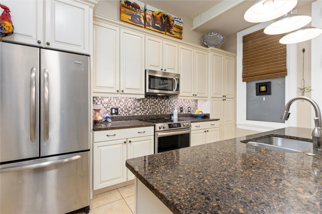 Billings, Montana, 59101, United States, 2 Bedrooms Bedrooms, ,2 BathroomsBathrooms,Residential,For Sale,1881218