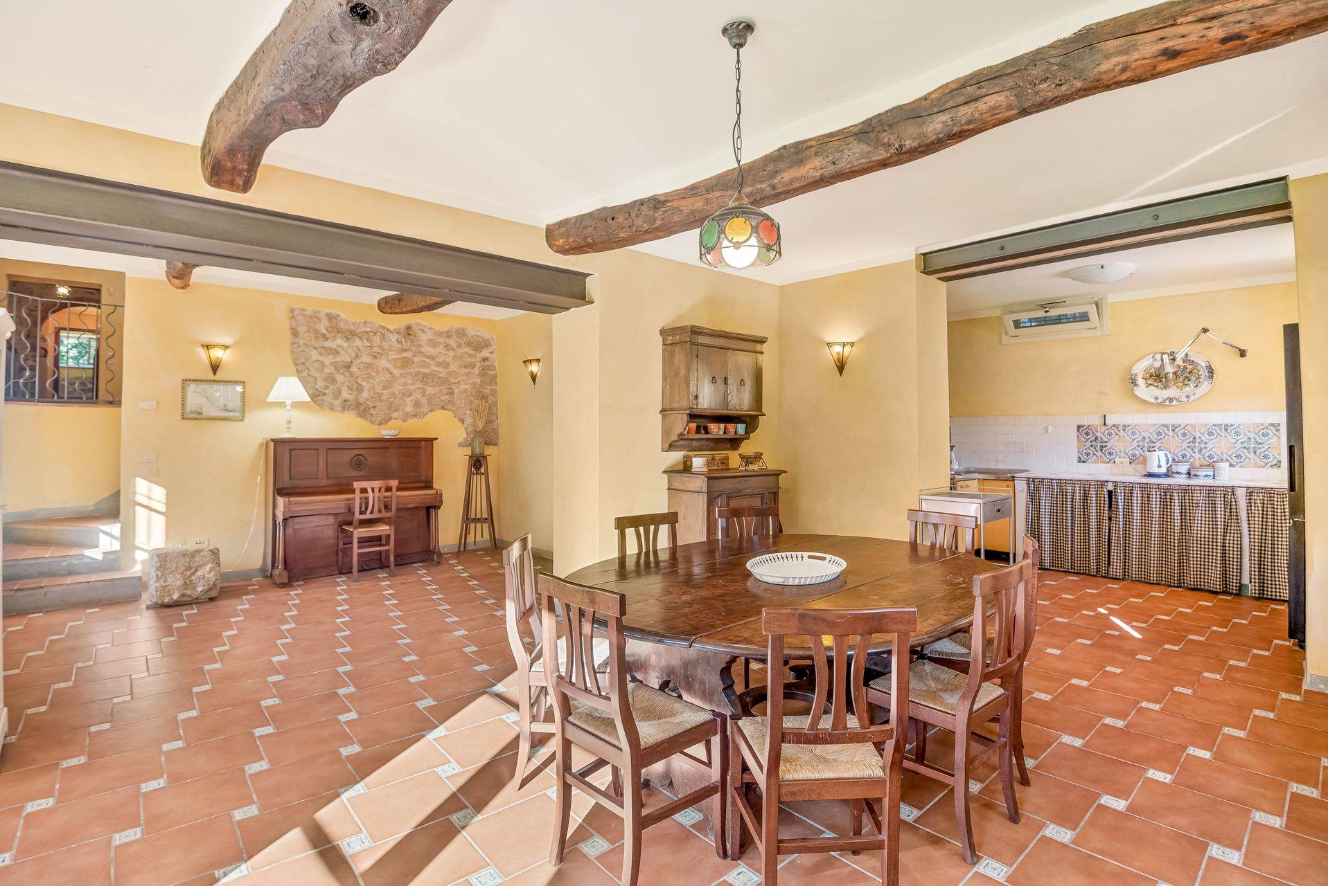 Camaiore, Lucca, 55041, IT, 10 Bedrooms Bedrooms, ,11 BathroomsBathrooms,Residential,For Sale,1991599