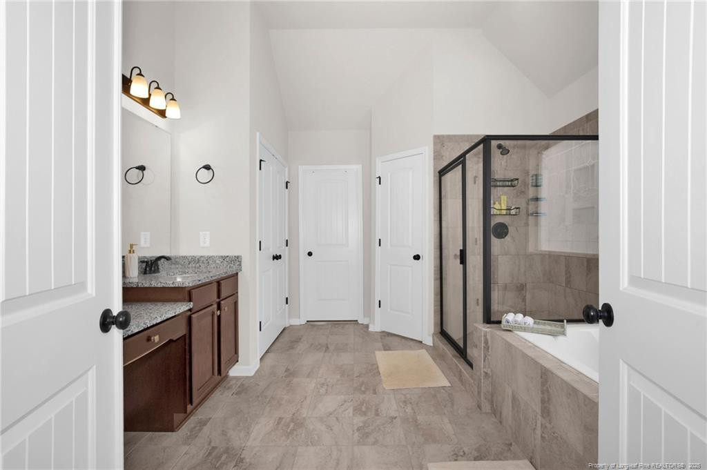 Fayetteville, North Carolina, 28312, United States, 5 Bedrooms Bedrooms, ,4 BathroomsBathrooms,Residential,For Sale,1962756