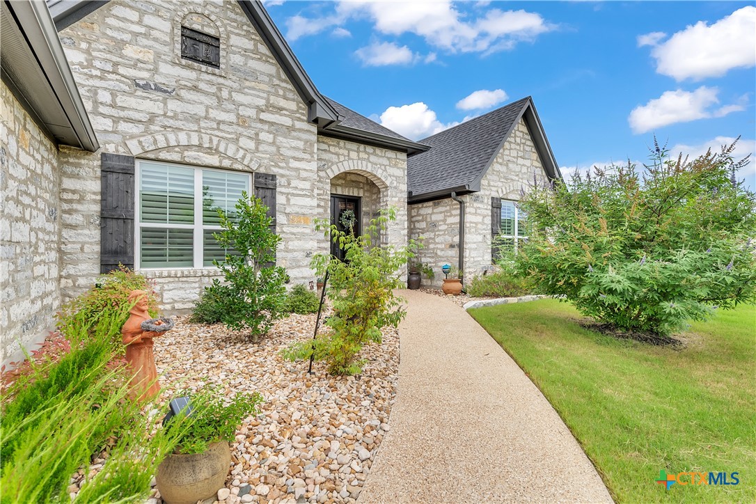 Salado, Texas, 76571, United States, 4 Bedrooms Bedrooms, ,3 BathroomsBathrooms,Residential,For Sale,1895427
