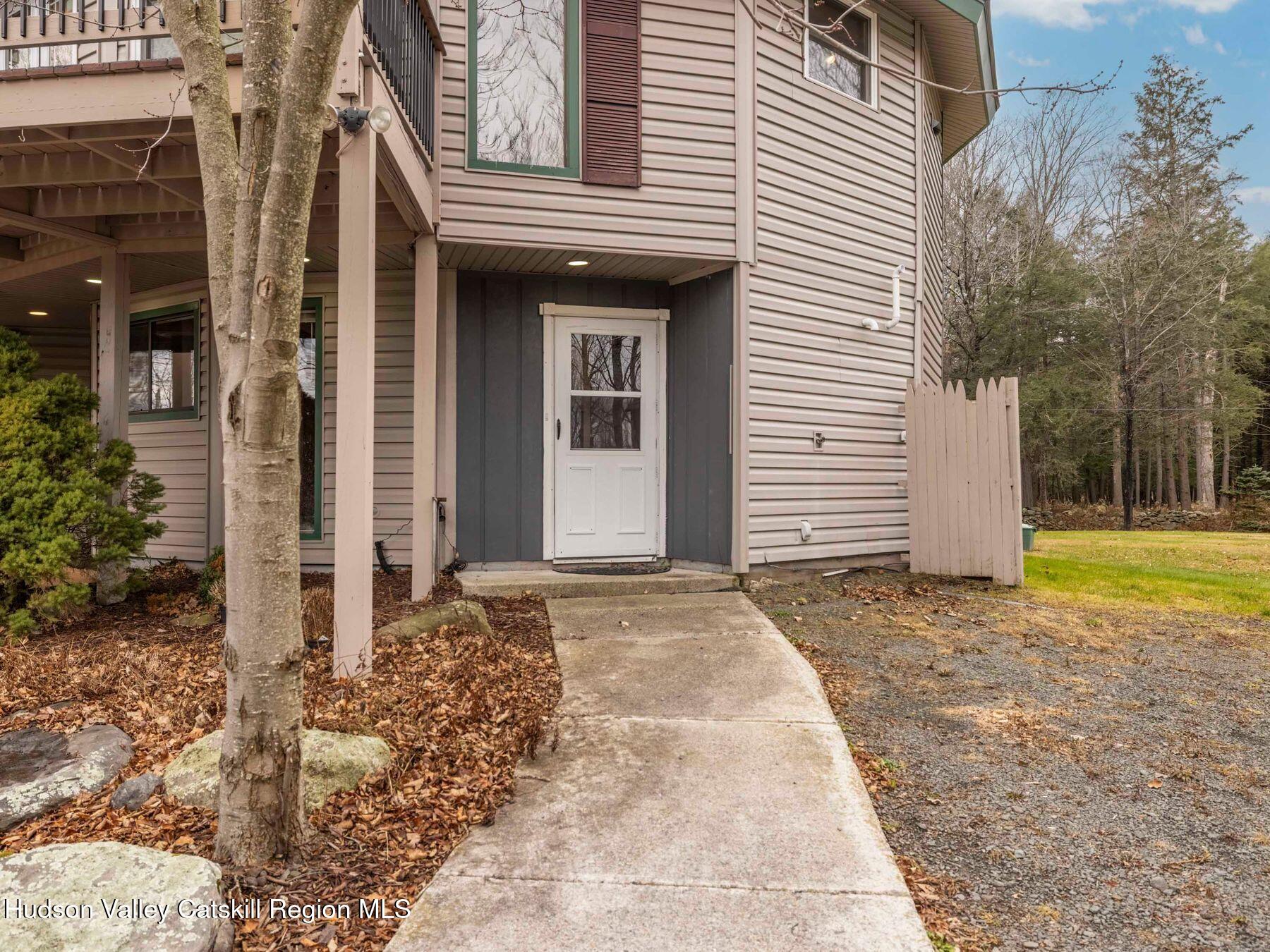 Windham, New York, 12496, United States, 3 Bedrooms Bedrooms, ,3 BathroomsBathrooms,Residential,For Sale,2003340