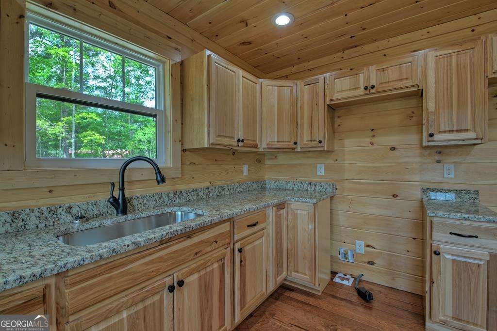 Mineral Bluff, Georgia, 30559, United States, 3 Bedrooms Bedrooms, ,3 BathroomsBathrooms,Residential,For Sale,2006600