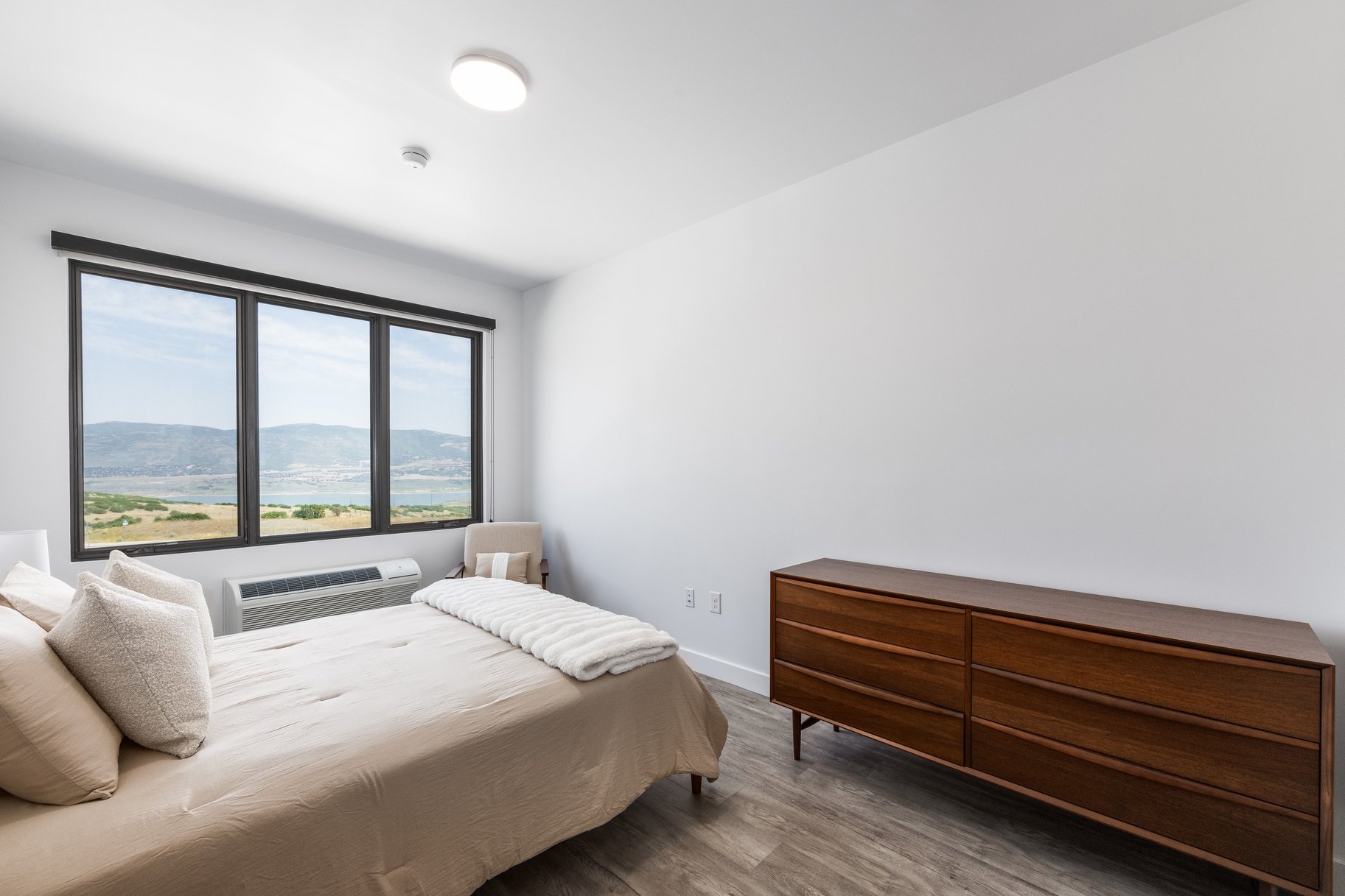  Brand New Luxury Walk to Ski Location at a Value Price - 物件實景