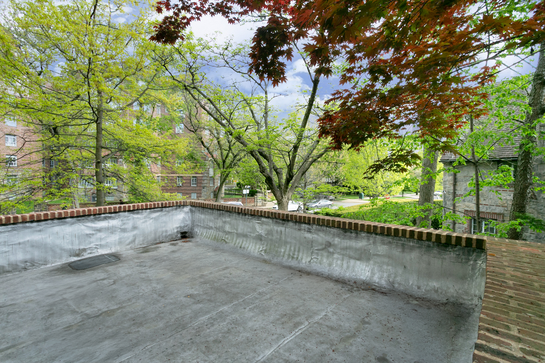  “FOREST HILLS GARDENS FIELDSTONE TOWNHOUSE” - 物件實景