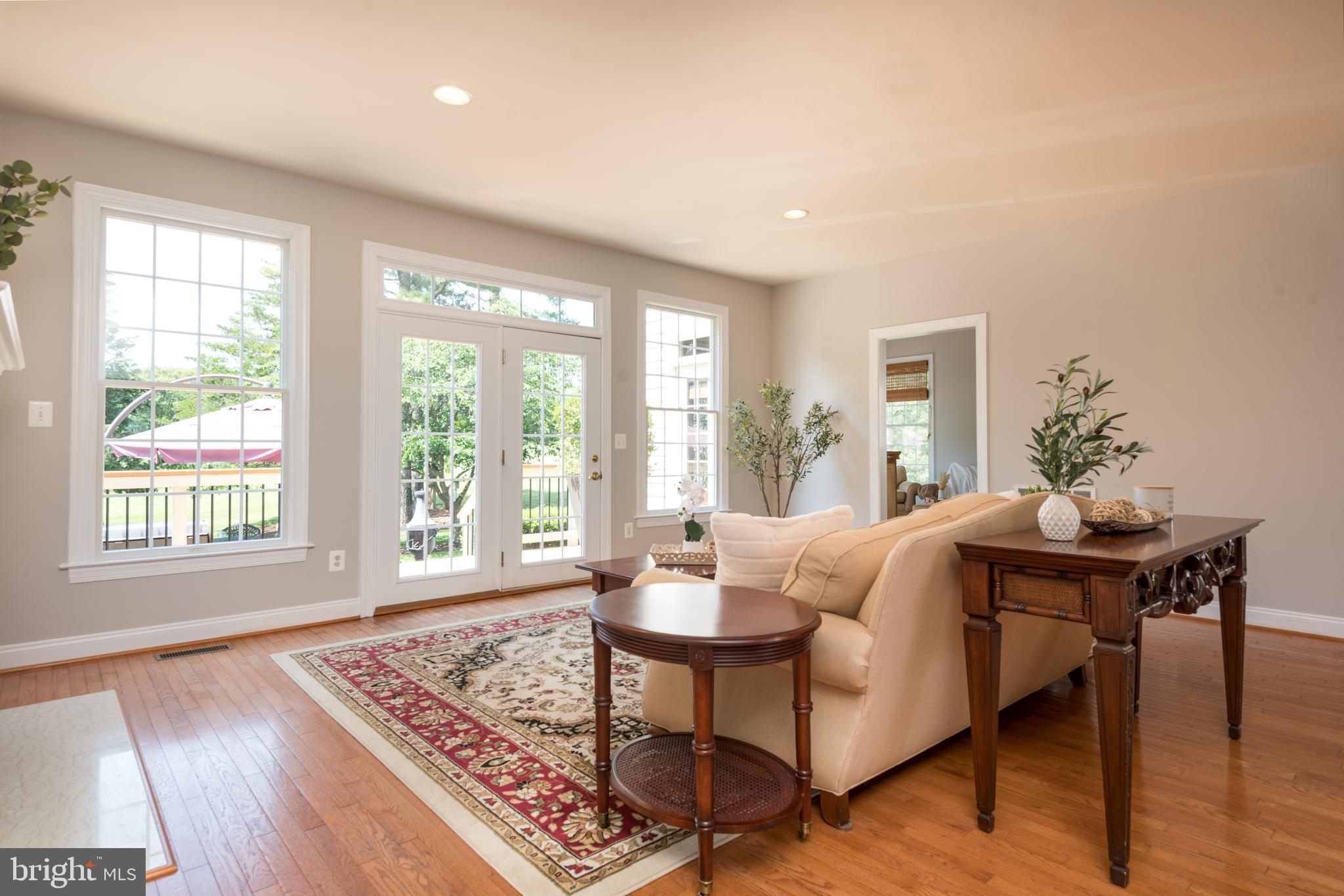 Haymarket, Virginia, 20169, United States, 4 Bedrooms Bedrooms, ,5 BathroomsBathrooms,Residential,For Sale,1900761