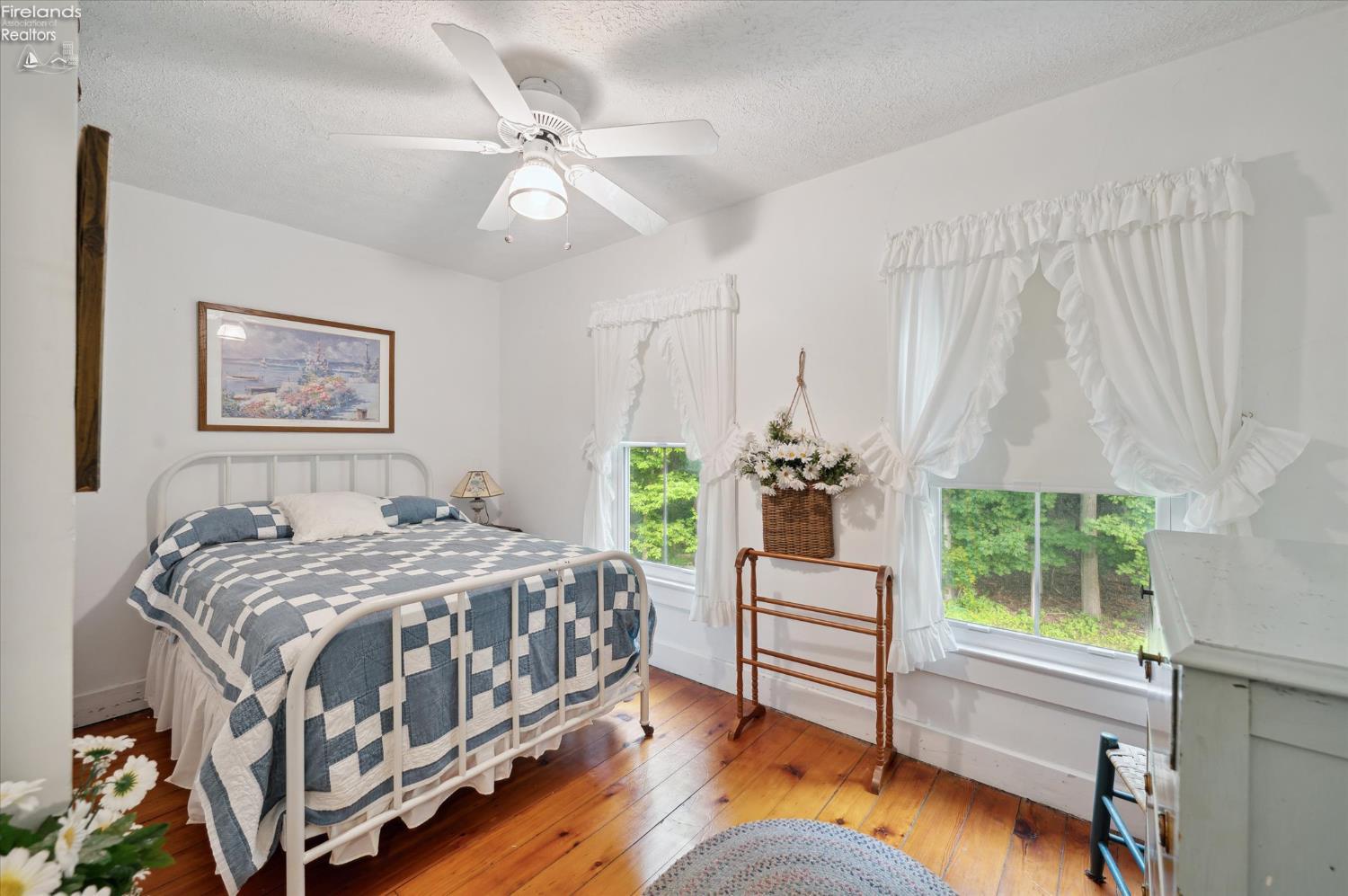 Put-In-Bay, Ohio, 43456, United States, 4 Bedrooms Bedrooms, ,2 BathroomsBathrooms,Residential,For Sale,1983936