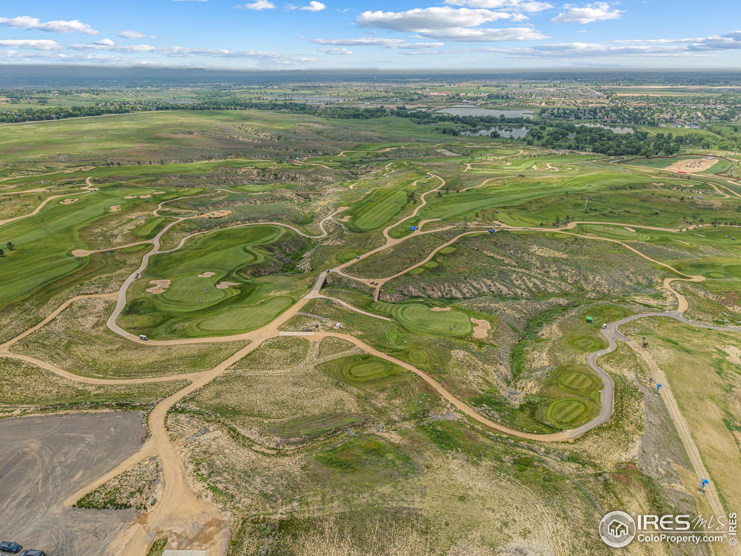 Windsor, Colorado, 80550, United States, 5 Bedrooms Bedrooms, ,3 BathroomsBathrooms,Residential,For Sale,1868671