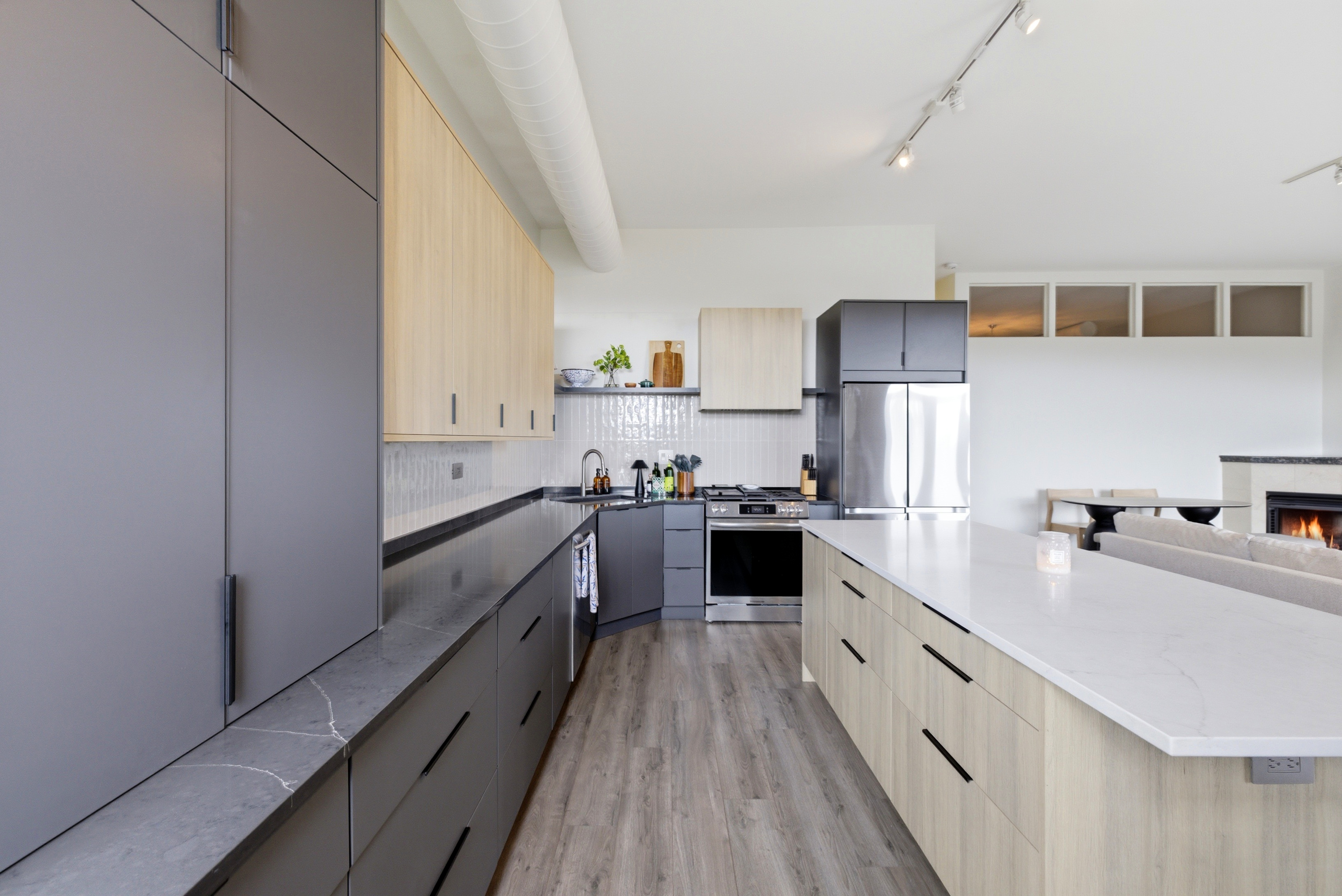  Penthouse Loft in the Heart of Ukrainian Village - 物件實景