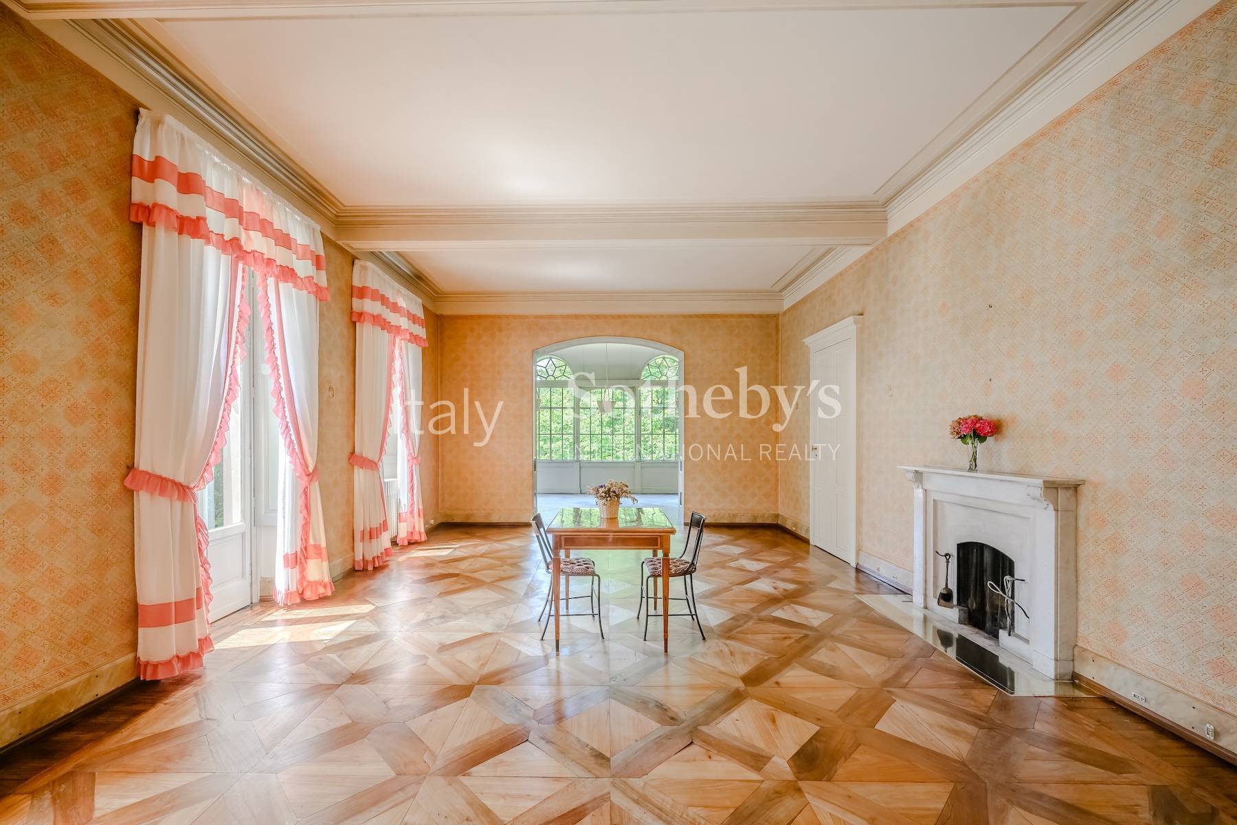  Iconic property nestled in the Turin hillside - 物件實景