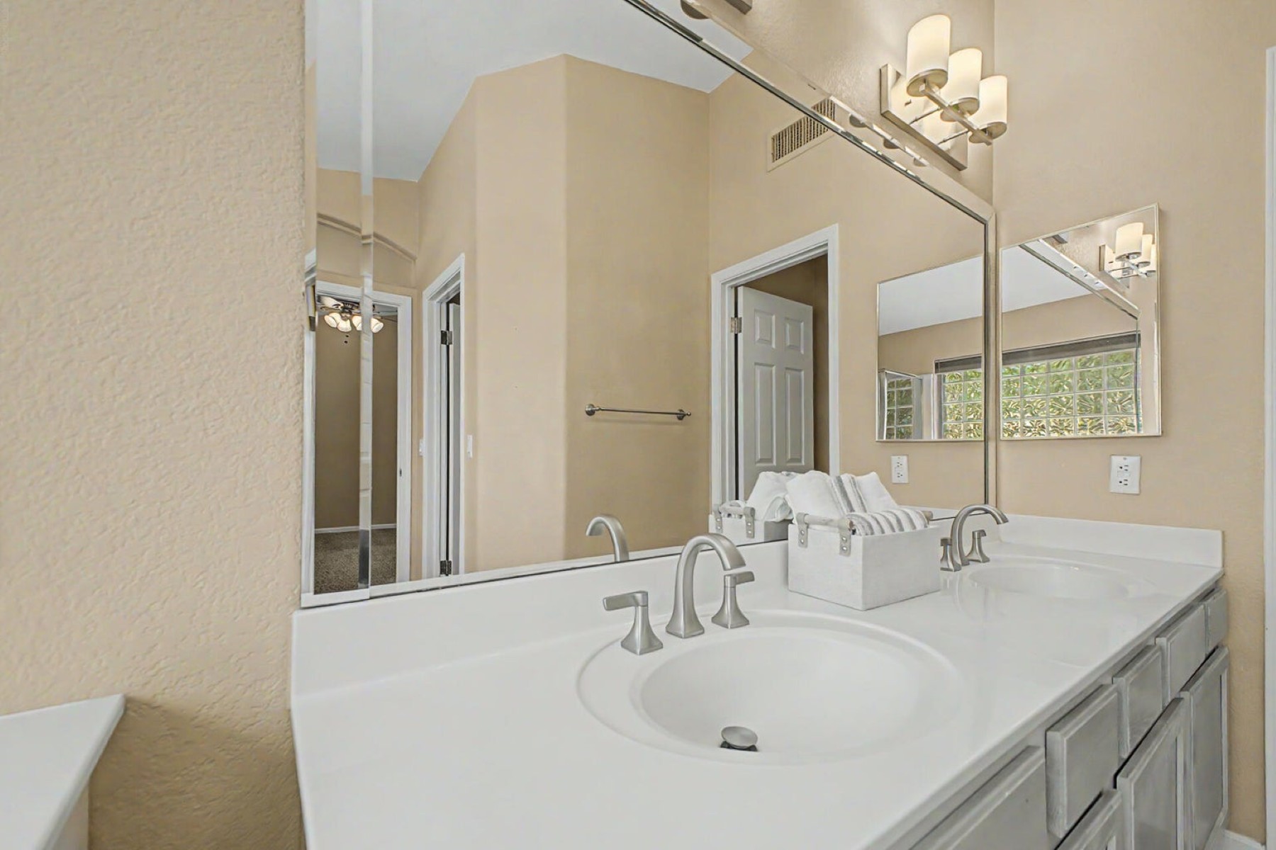  6929 W Monte Lindo ¦Glendale, AZ - 物件實景