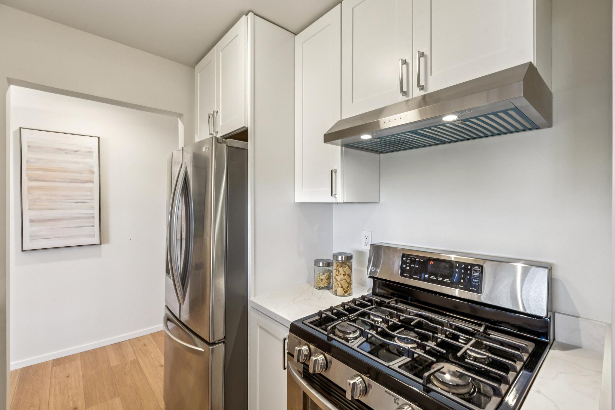  Top floor panoramic view remodeled condo - 物件實景