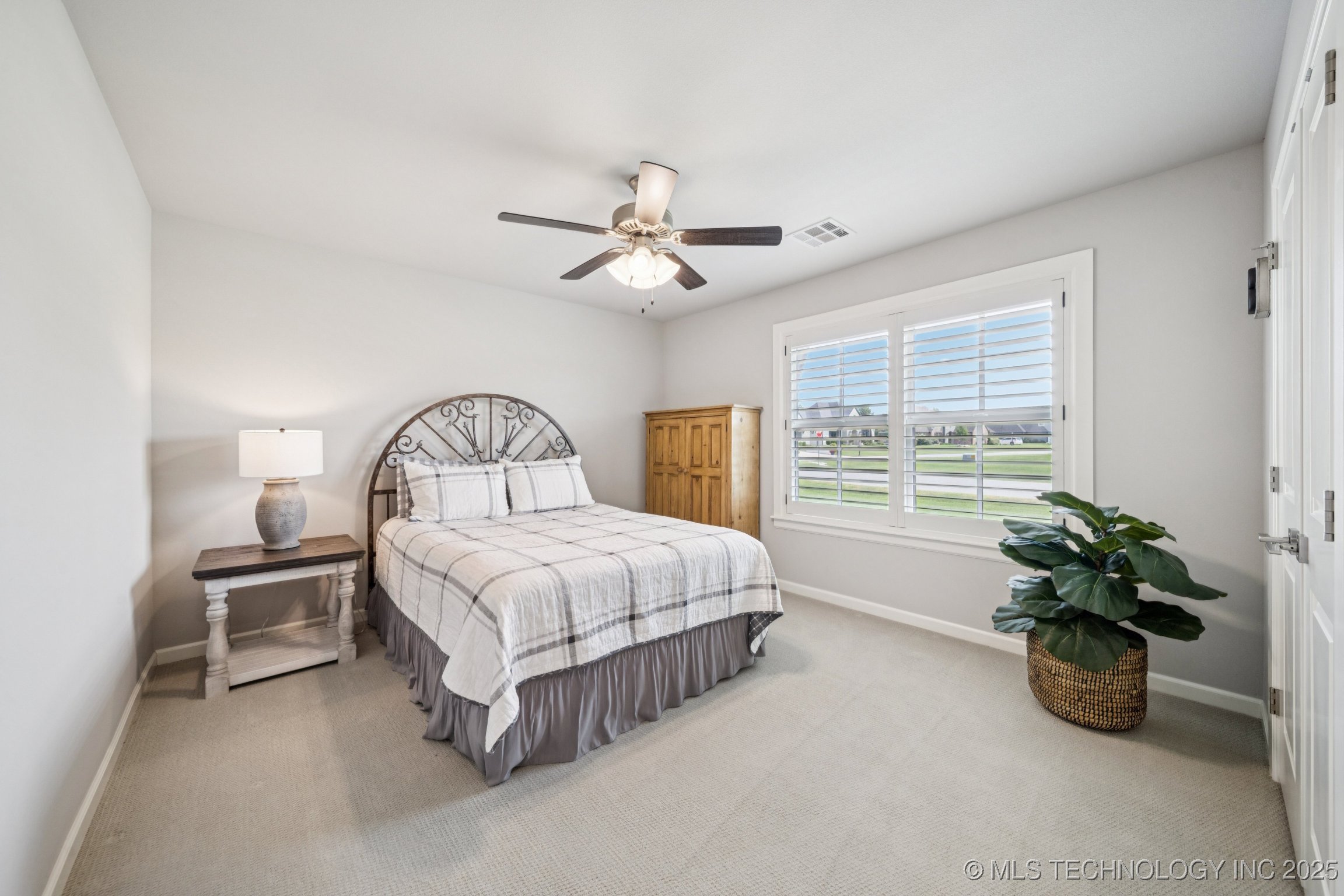 Owasso, Oklahoma, 74055, United States, 4 Bedrooms Bedrooms, ,4 BathroomsBathrooms,Residential,For Sale,1964106